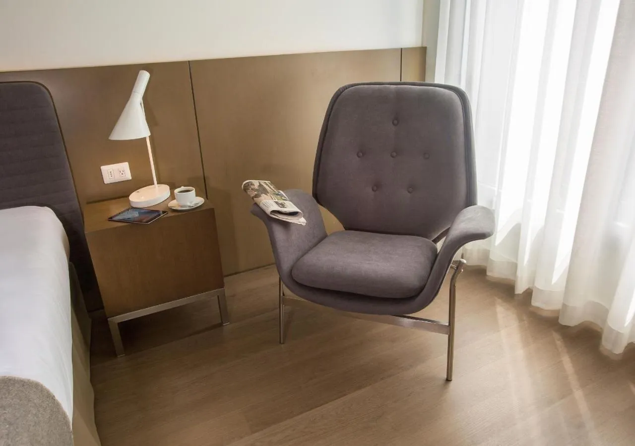 Seating area in Dazzler by Wyndham Lima San Isidro