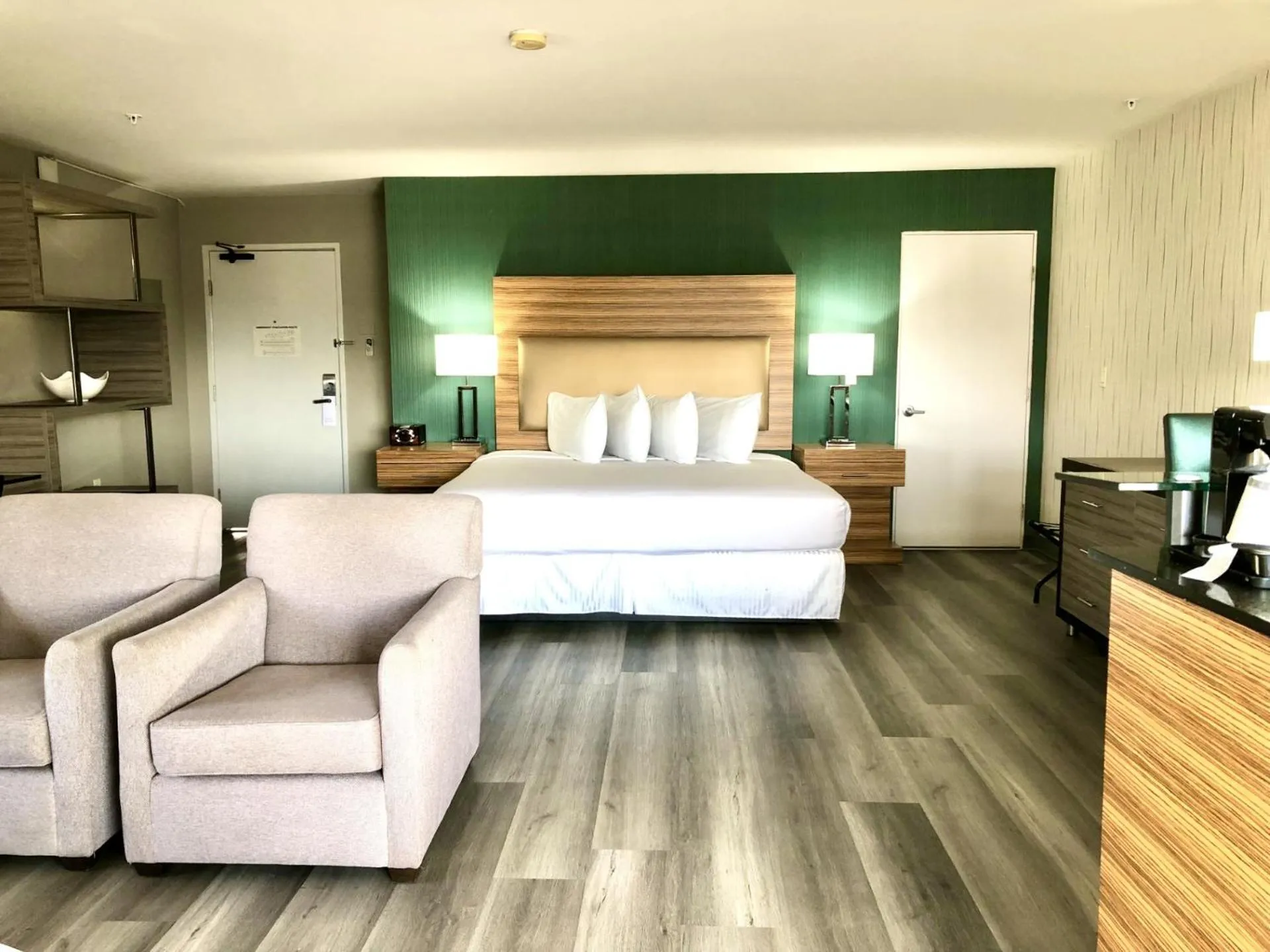 Bedroom, Bed in Porto Vista Hotel In Little Italy