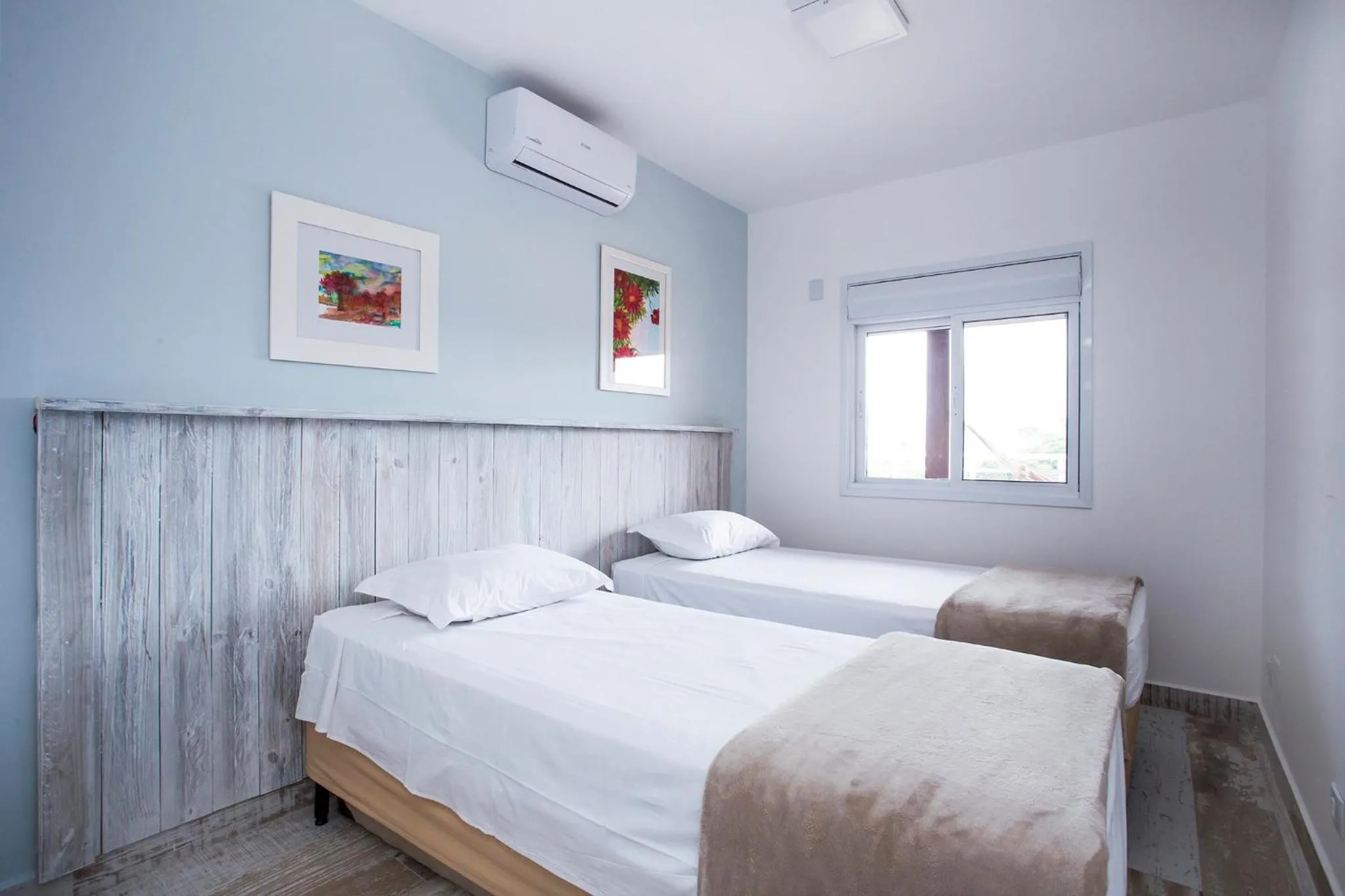 Bed in Ilhabela Beach Residences