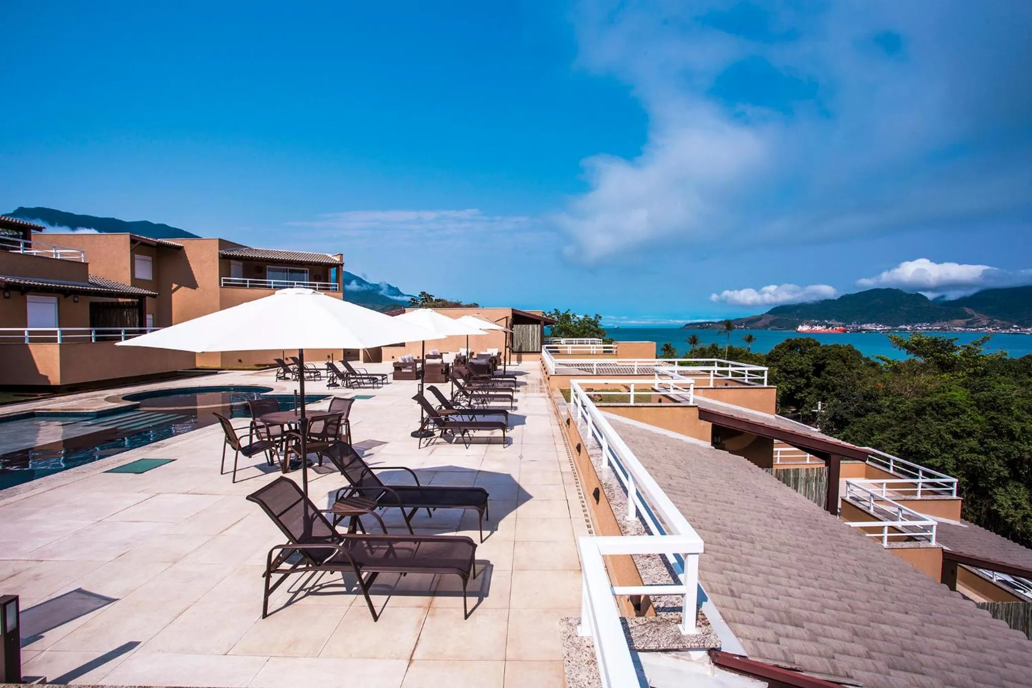 Sea view in Ilhabela Beach Residences