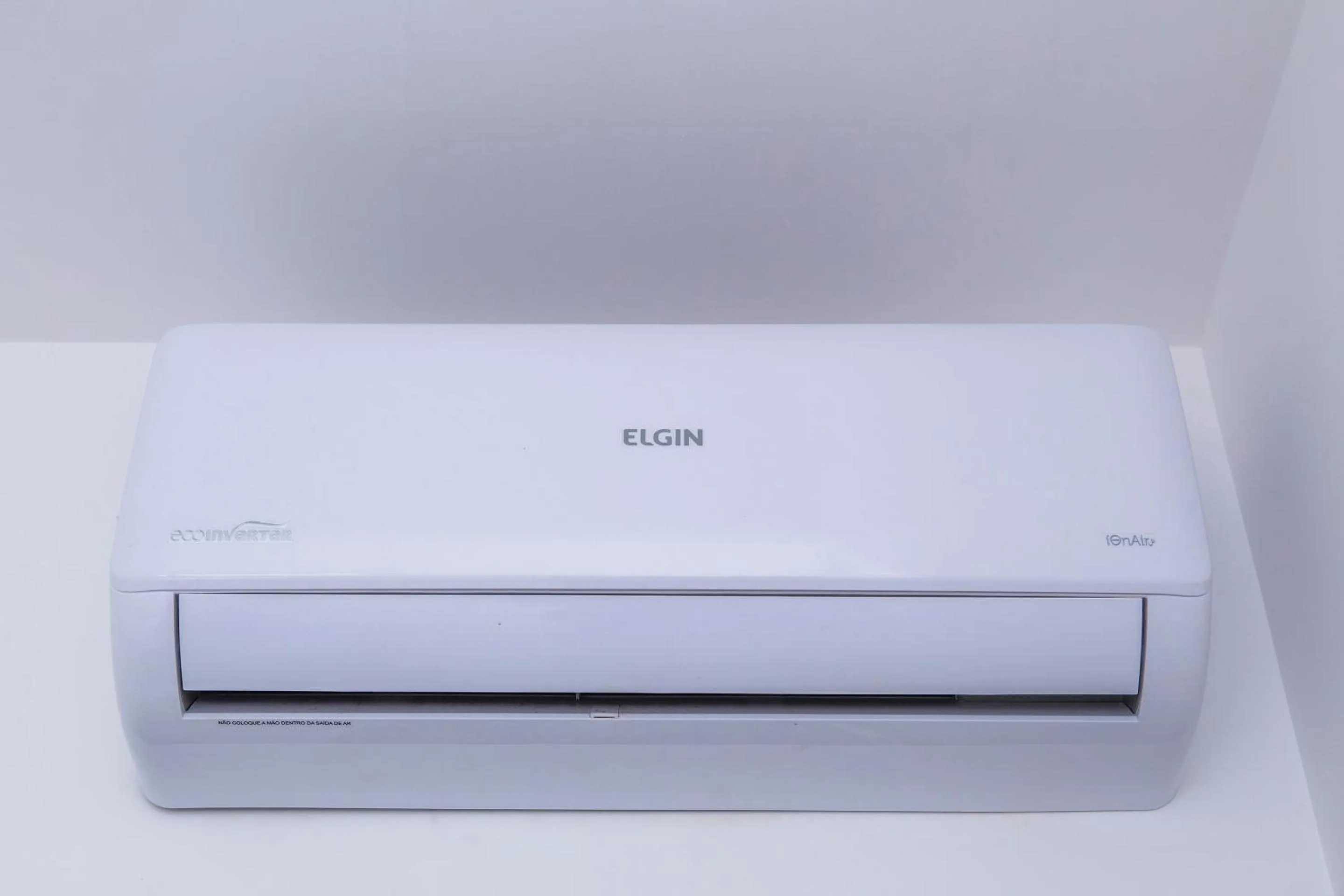 air conditioner in Ilhabela Beach Residences