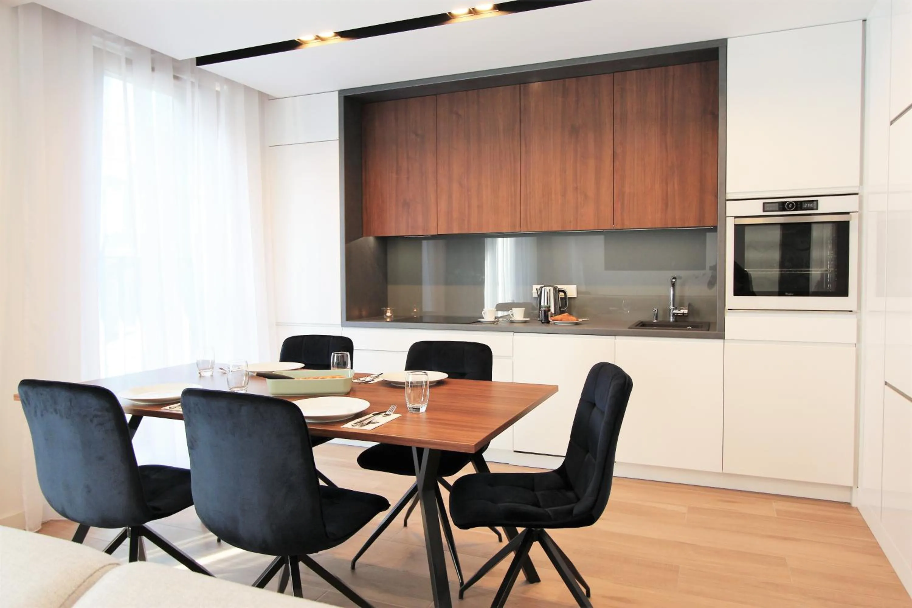 Kitchen or kitchenette in Lubicz Luxury Apartment