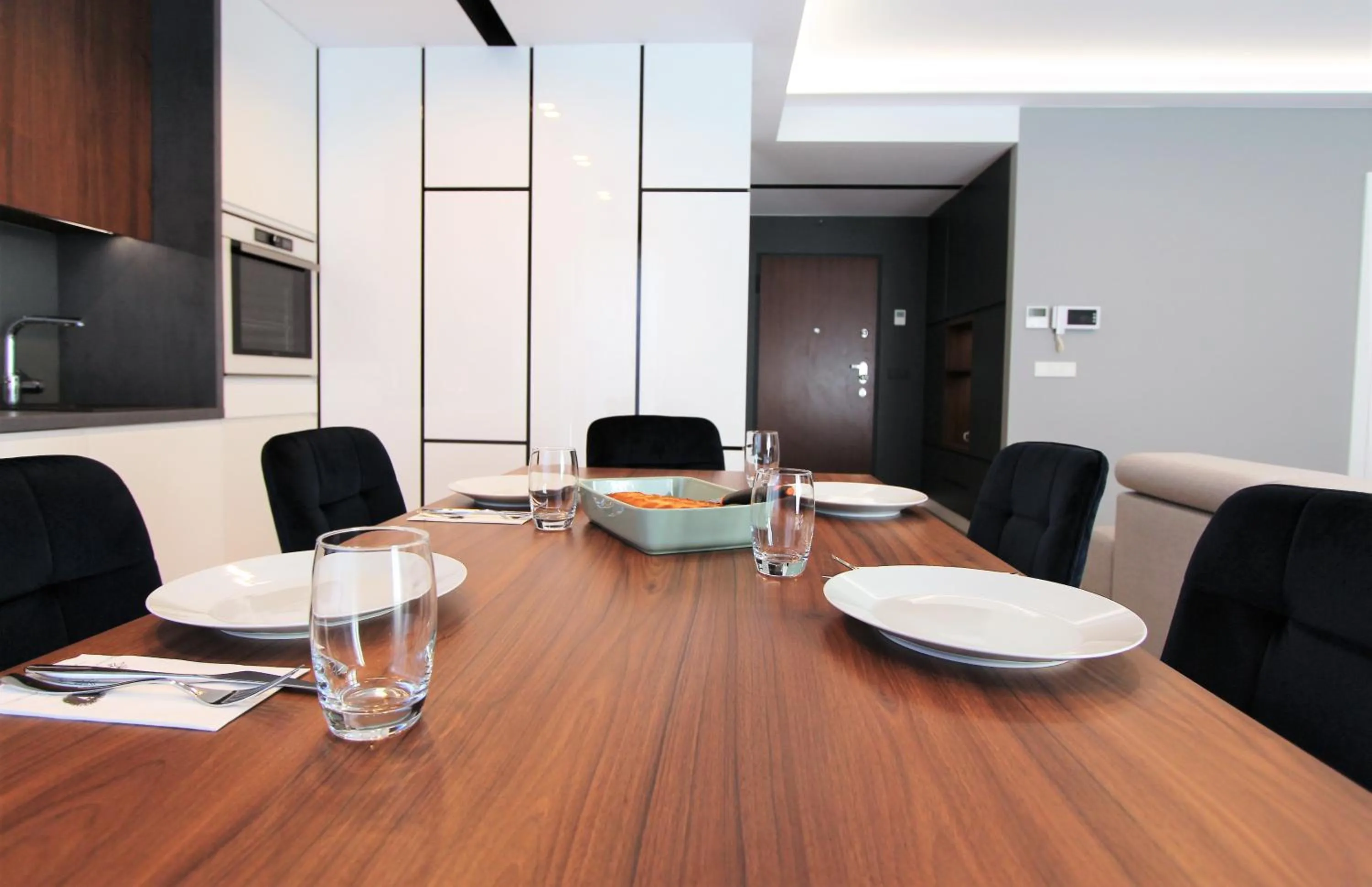 Kitchen or kitchenette in Lubicz Luxury Apartment