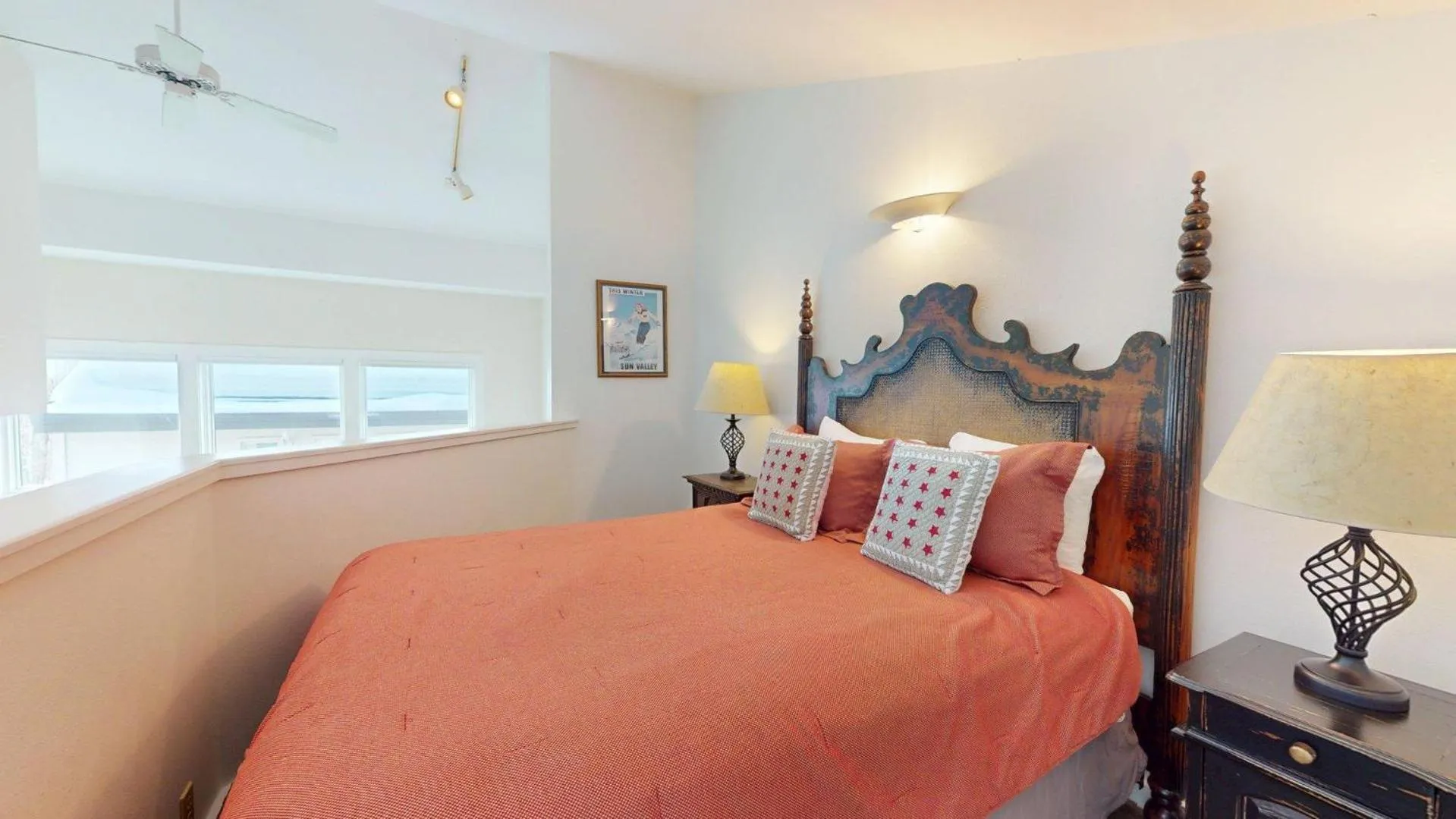 Bed in Knob Hill Ridge Townhome 1