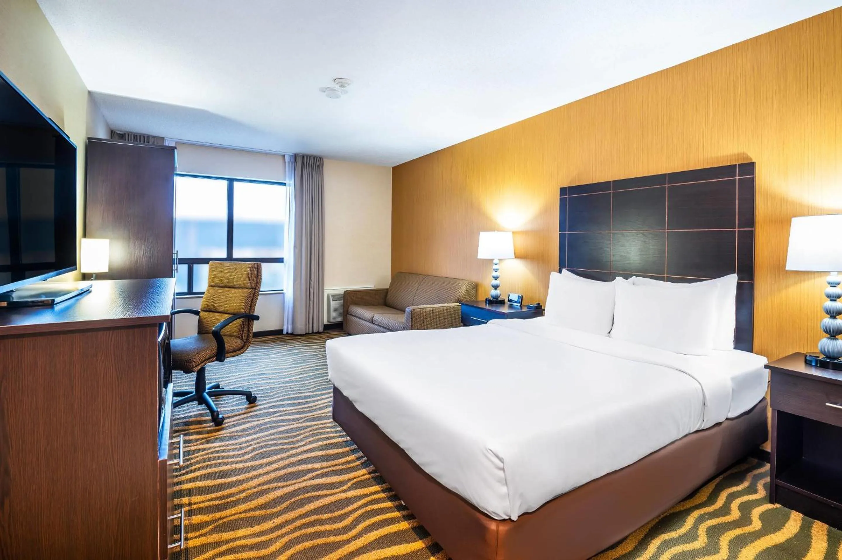 Bedroom, Bed in Quality Inn