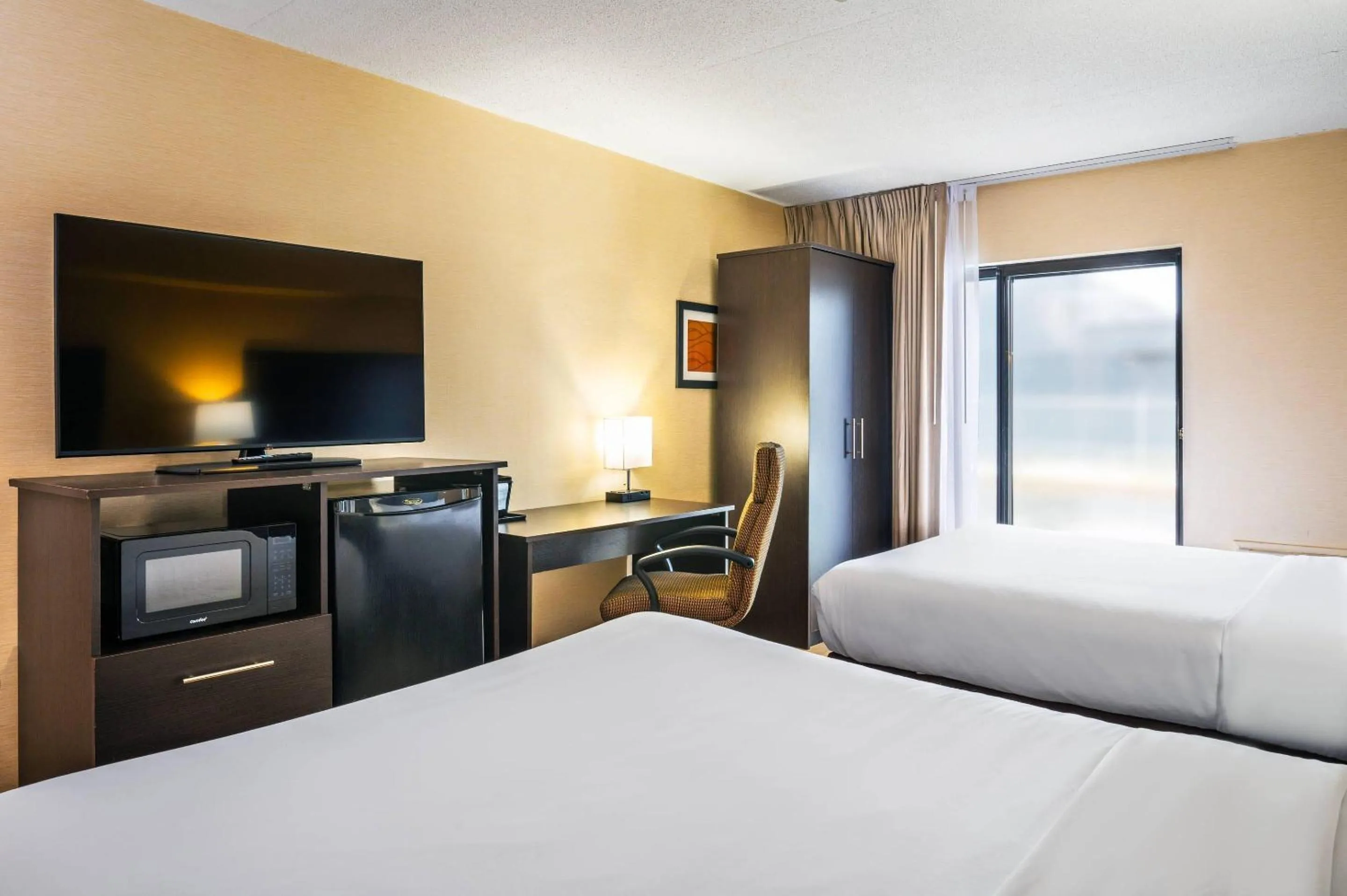 Bedroom, Bed in Quality Inn