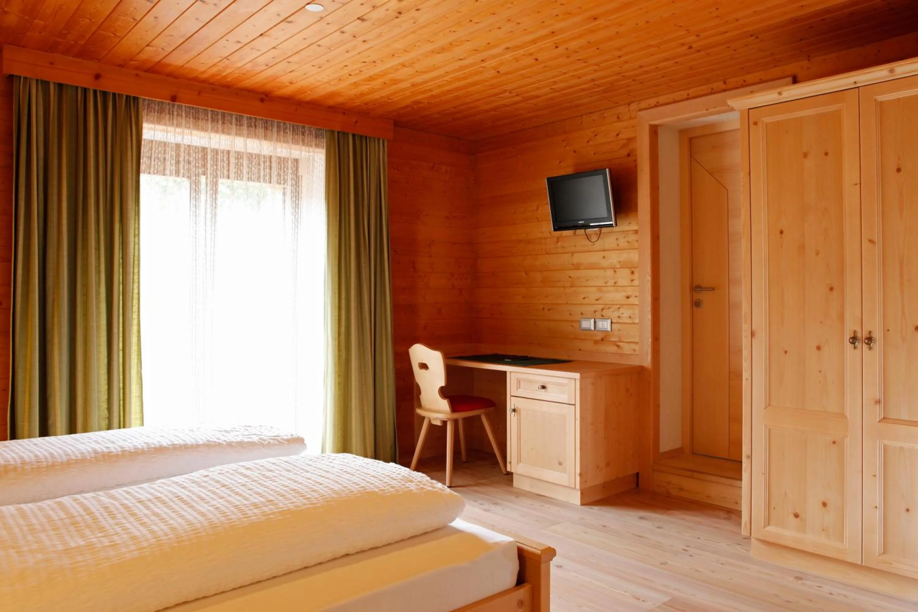 Photo of the whole room, Bed in Garnì Iosc