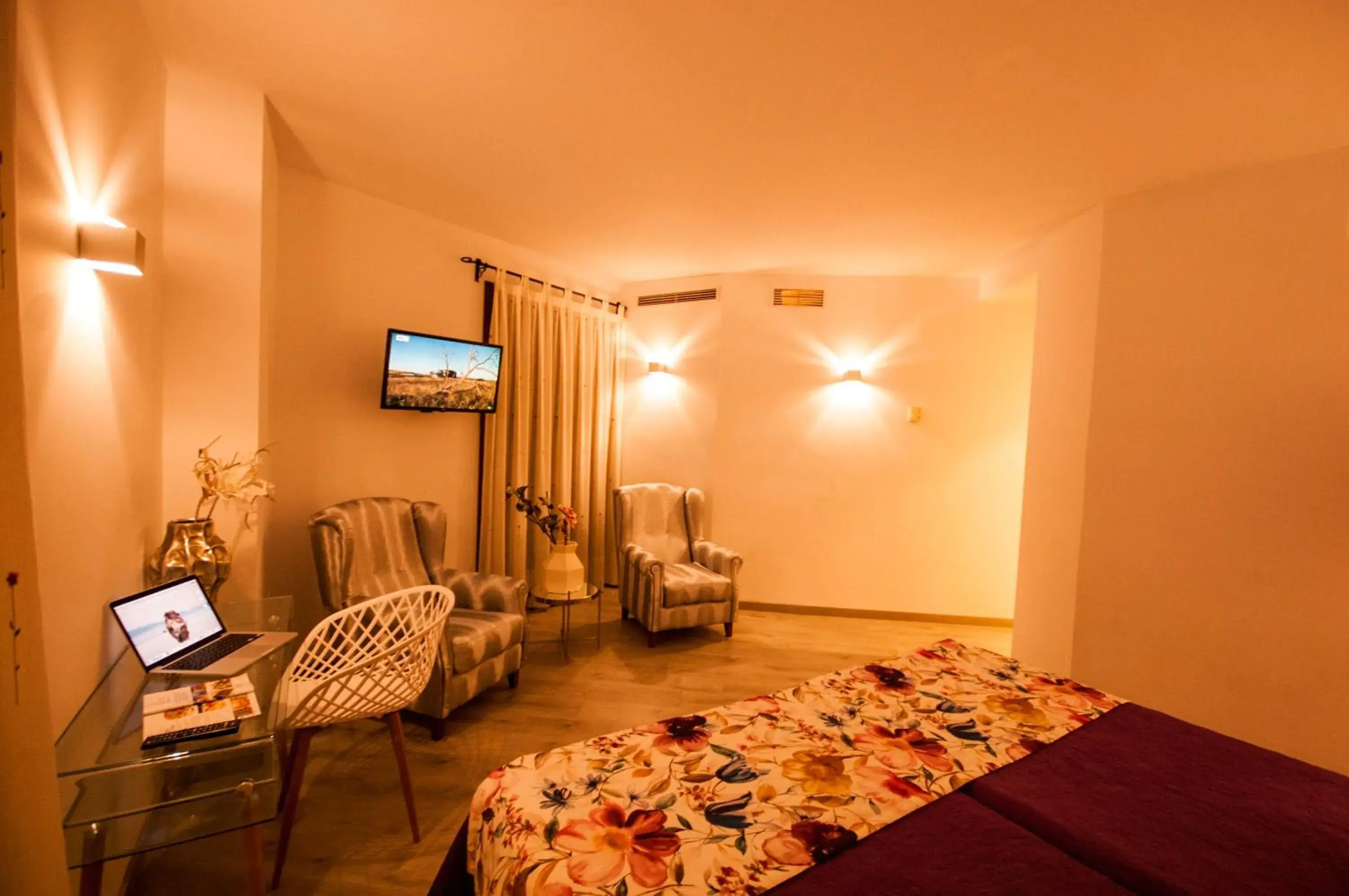 Superior Double Room in Hotel Hc Zoom Superior Double Room in Hotel Hc Zoom