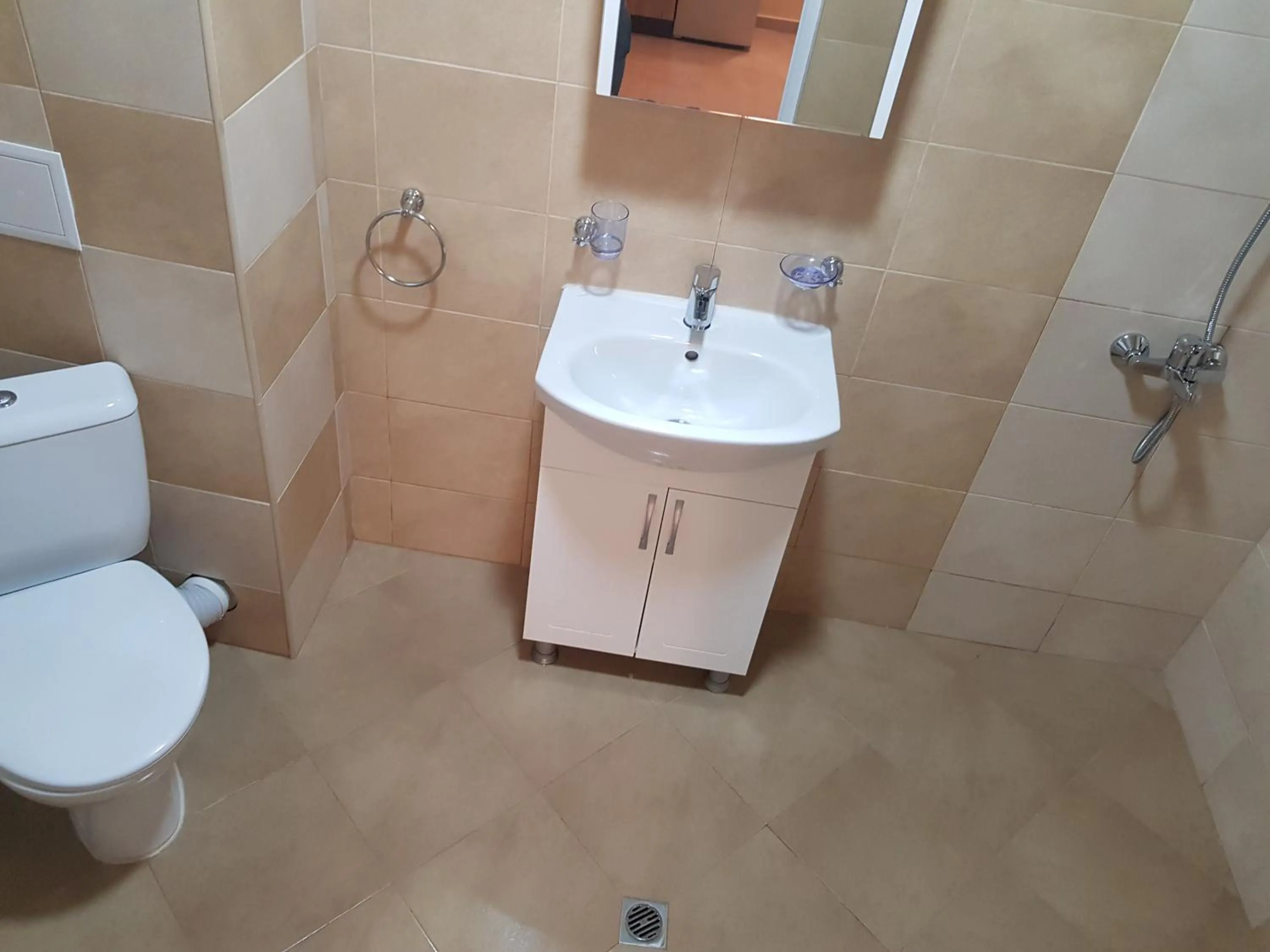 Shower in Twain Apart&Rooms