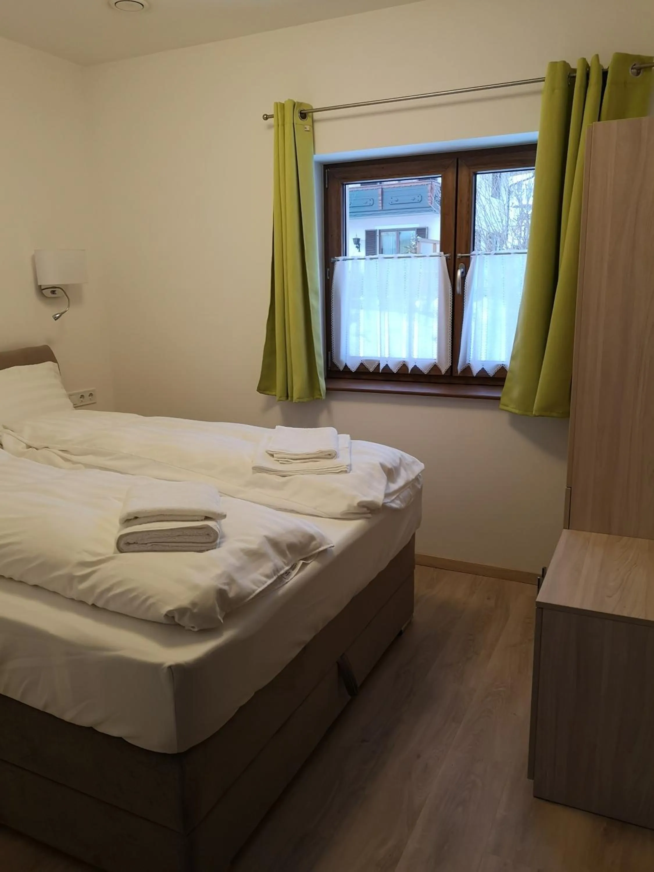 Bed in Schneekristall