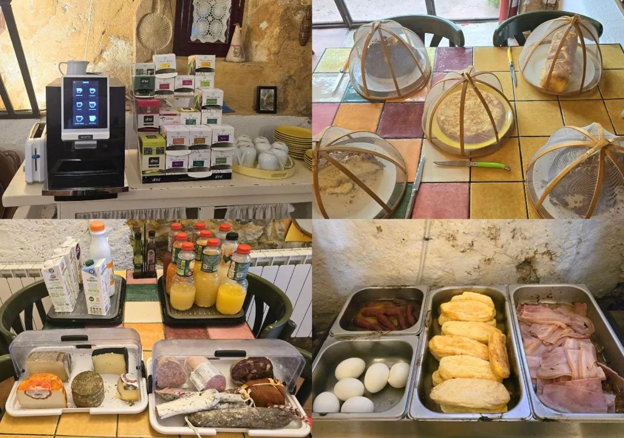 Breakfast in Mas Torrencito Pet Friendly