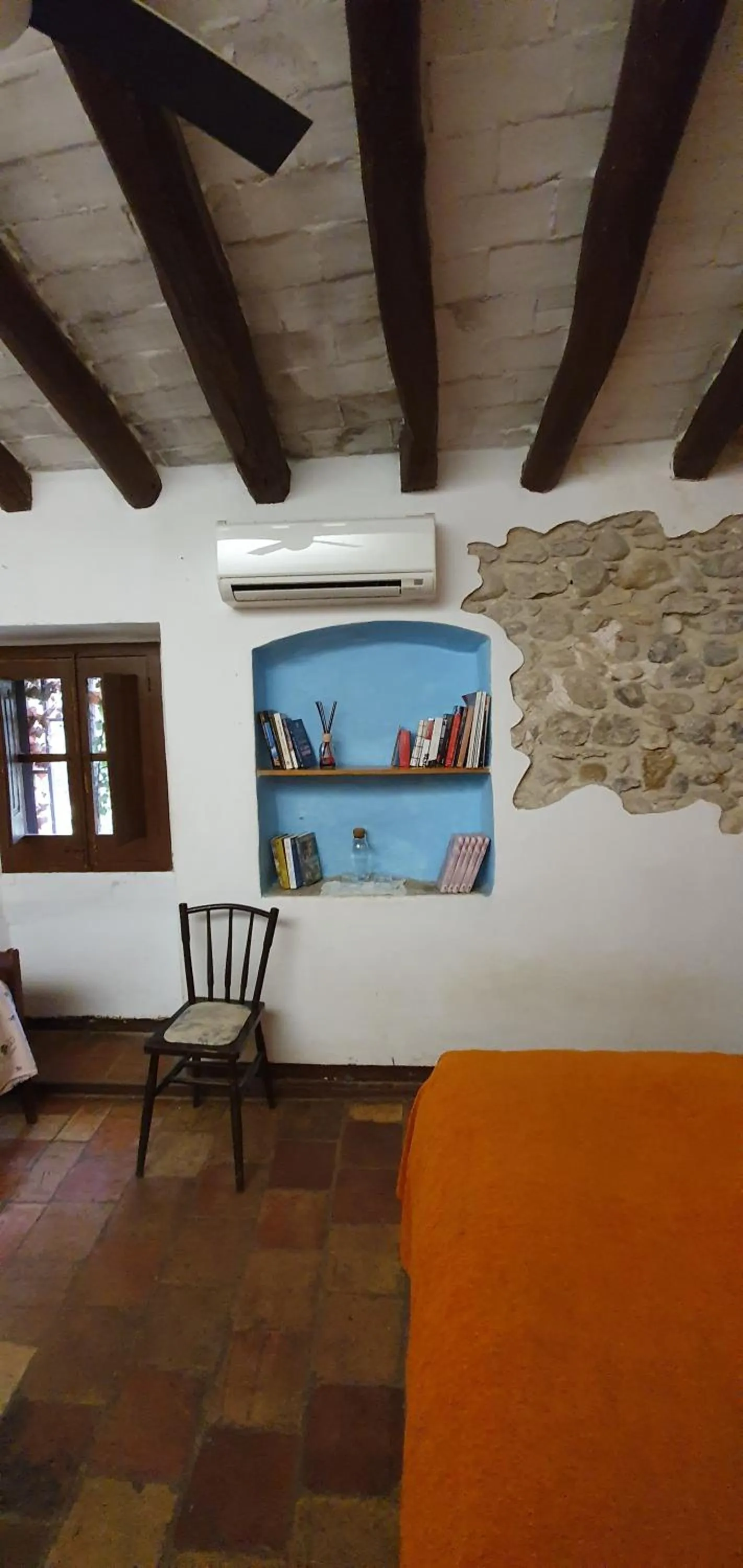 air conditioner in Mas Torrencito Pet Friendly