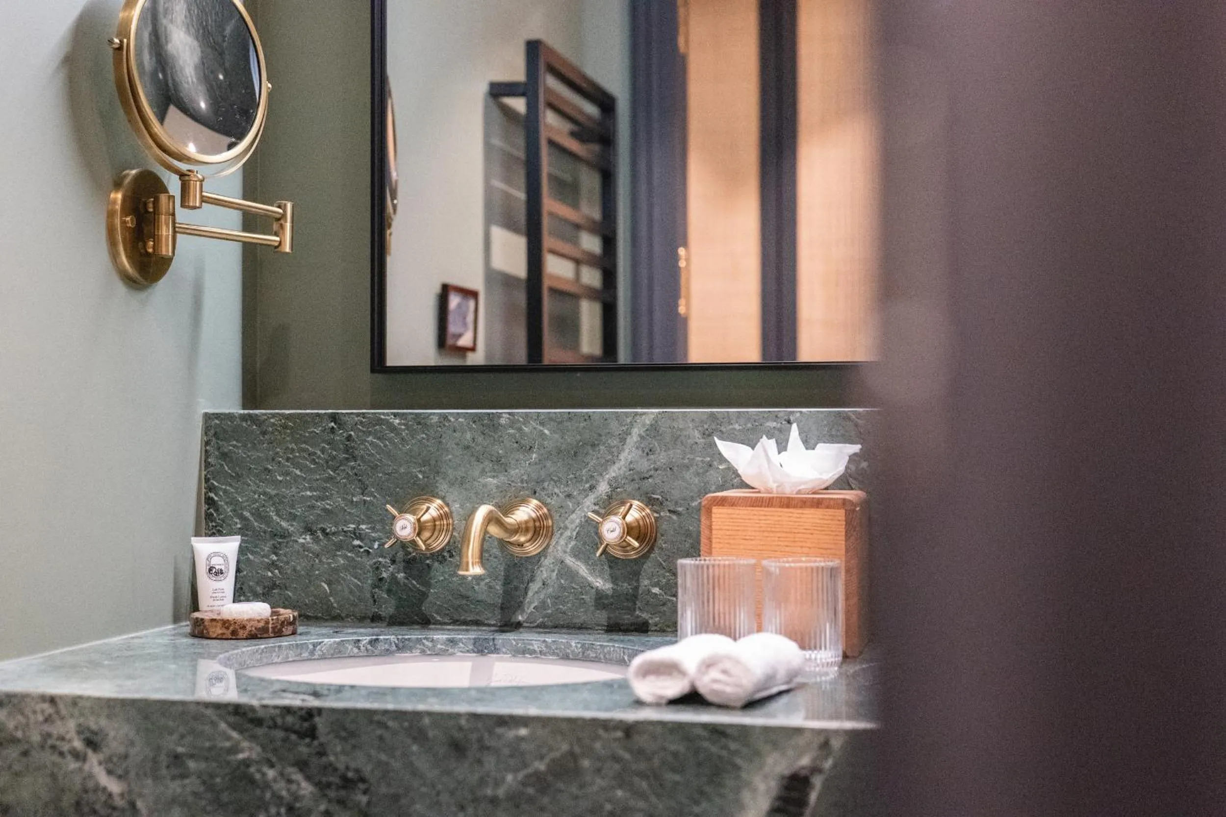 Photo of the whole room in Le Fitz Roy, a Beaumier hotel