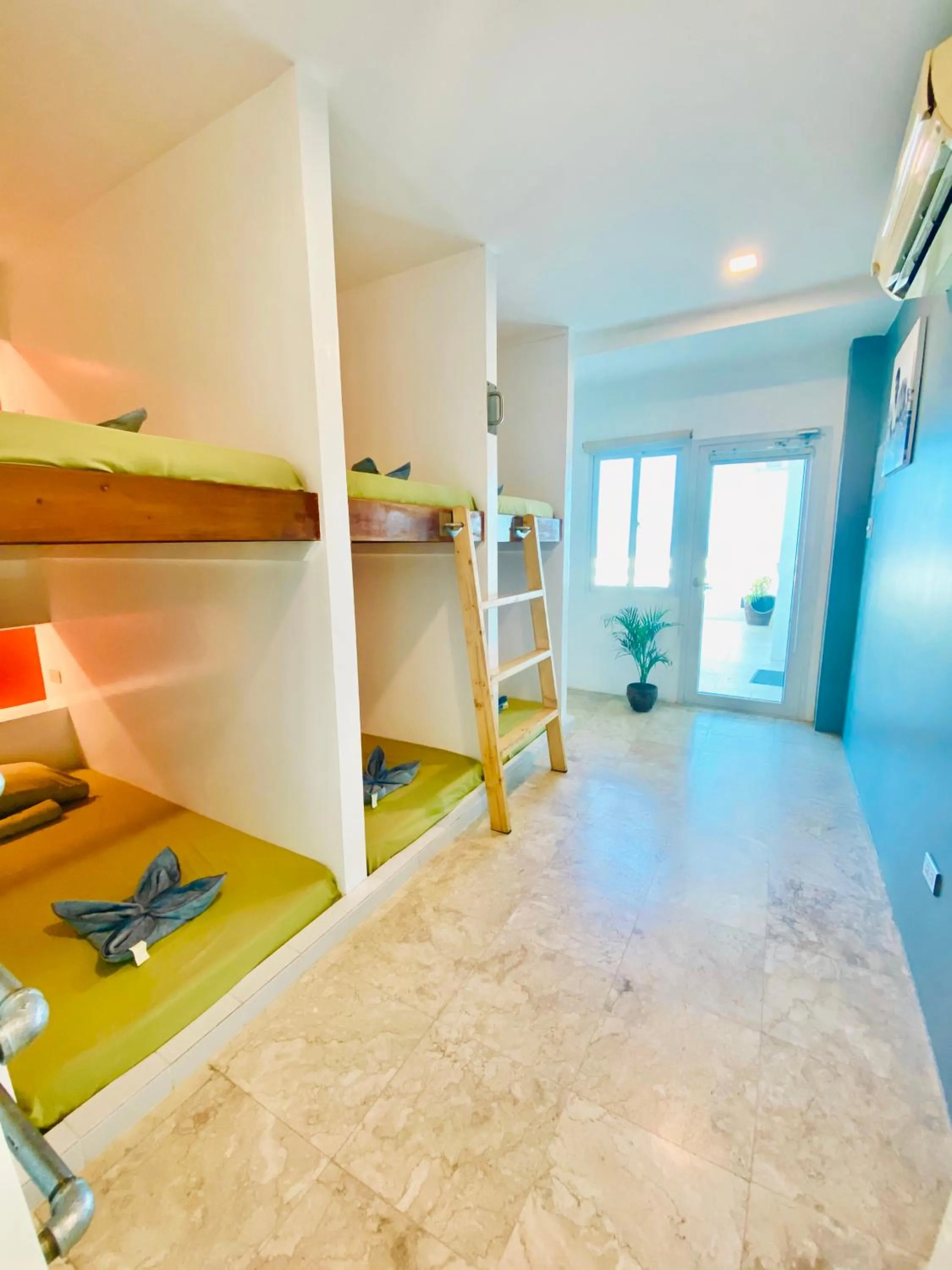 Photo of the whole room, Bed in The Escape San Juan