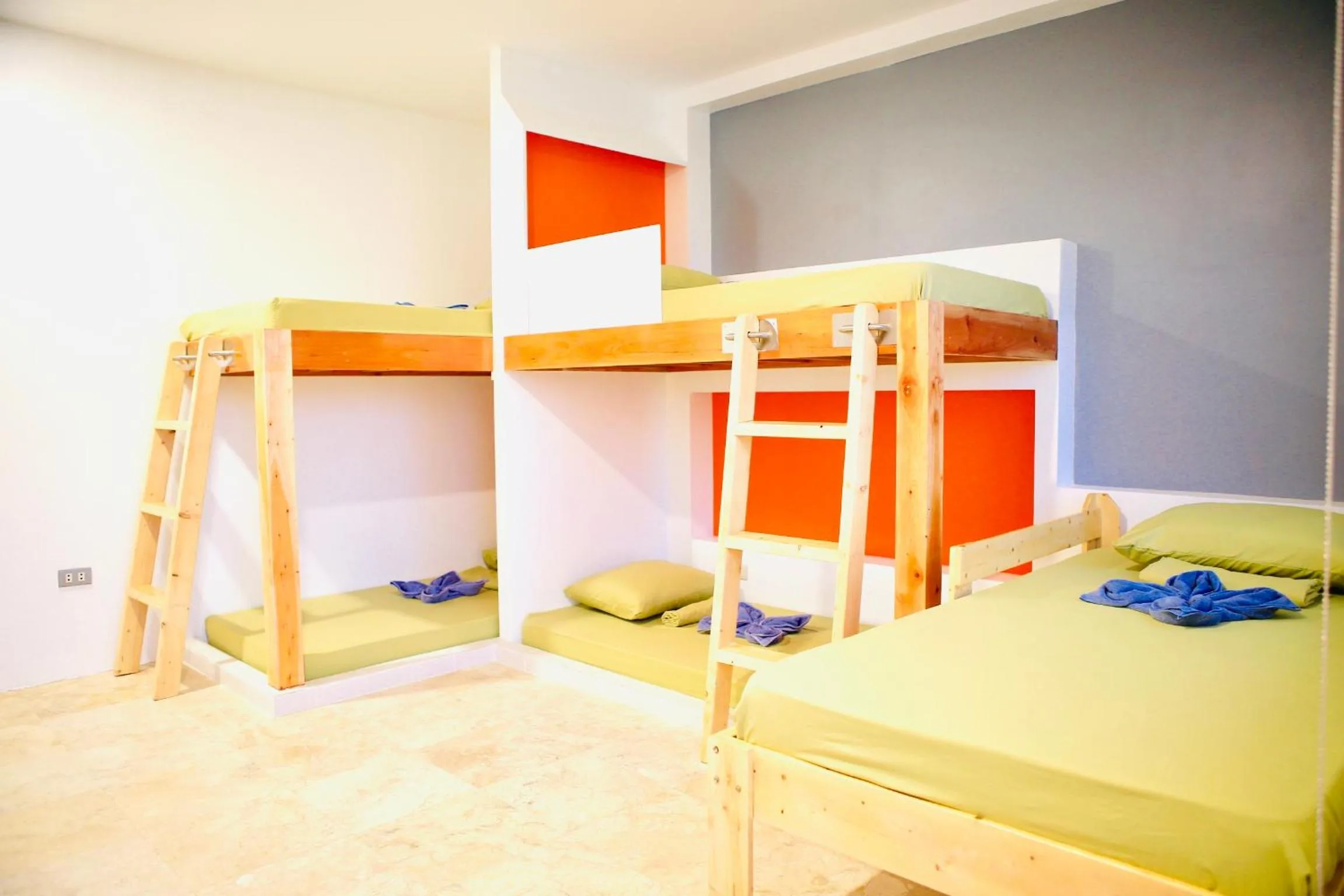 Photo of the whole room, Bed in The Escape San Juan