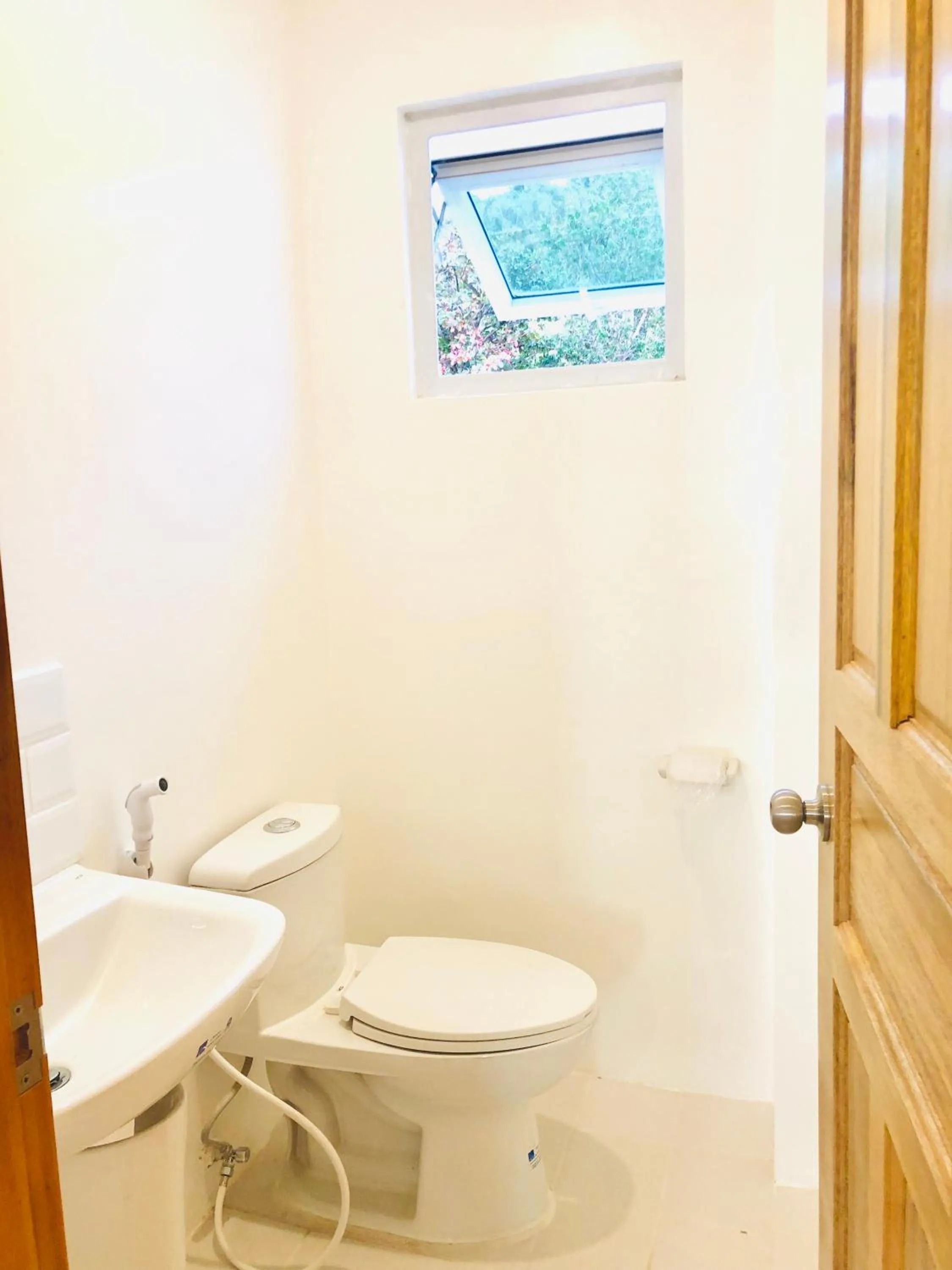 Toilet in The Escape San Juan