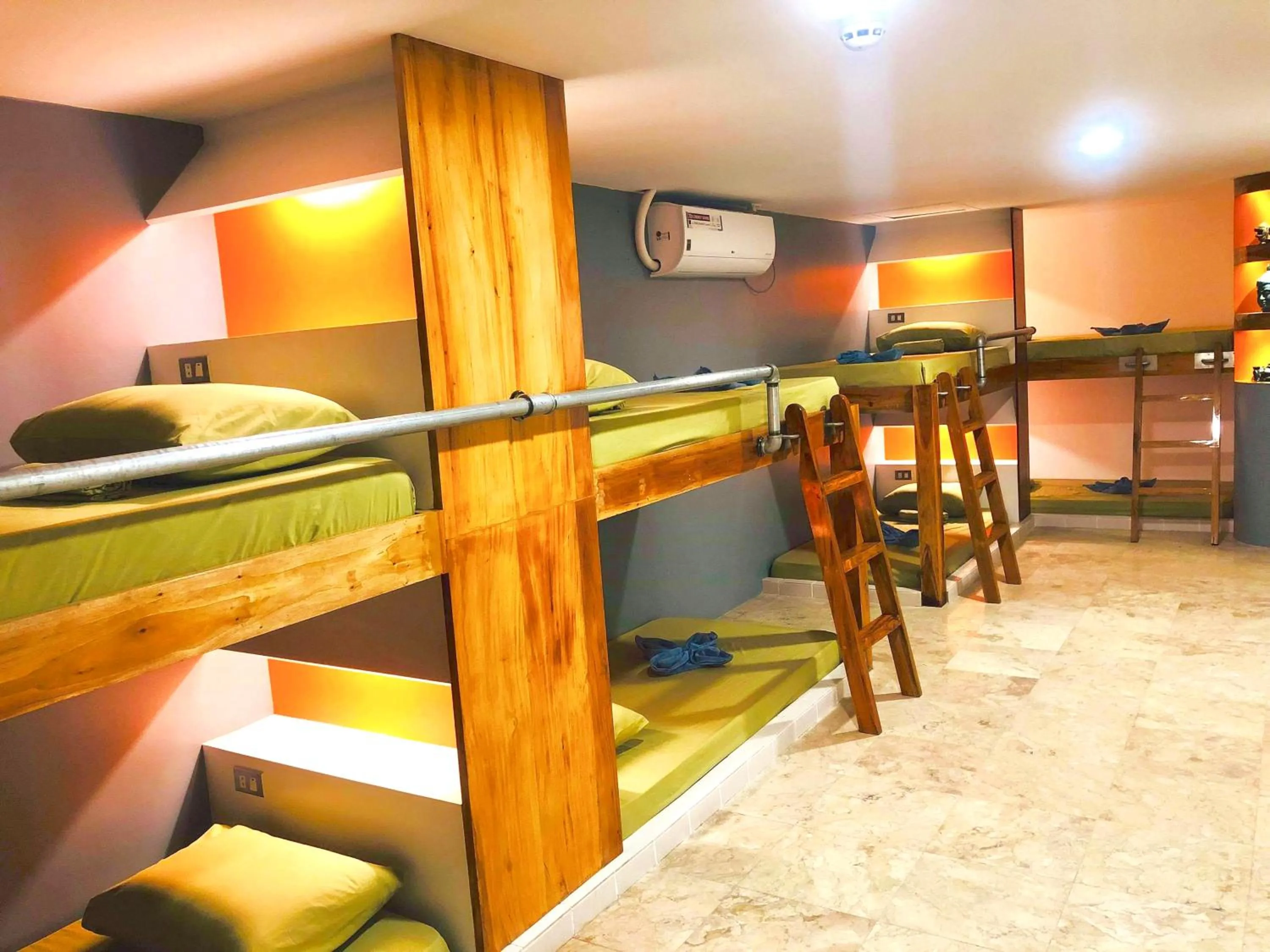 Photo of the whole room, Bed in The Escape San Juan