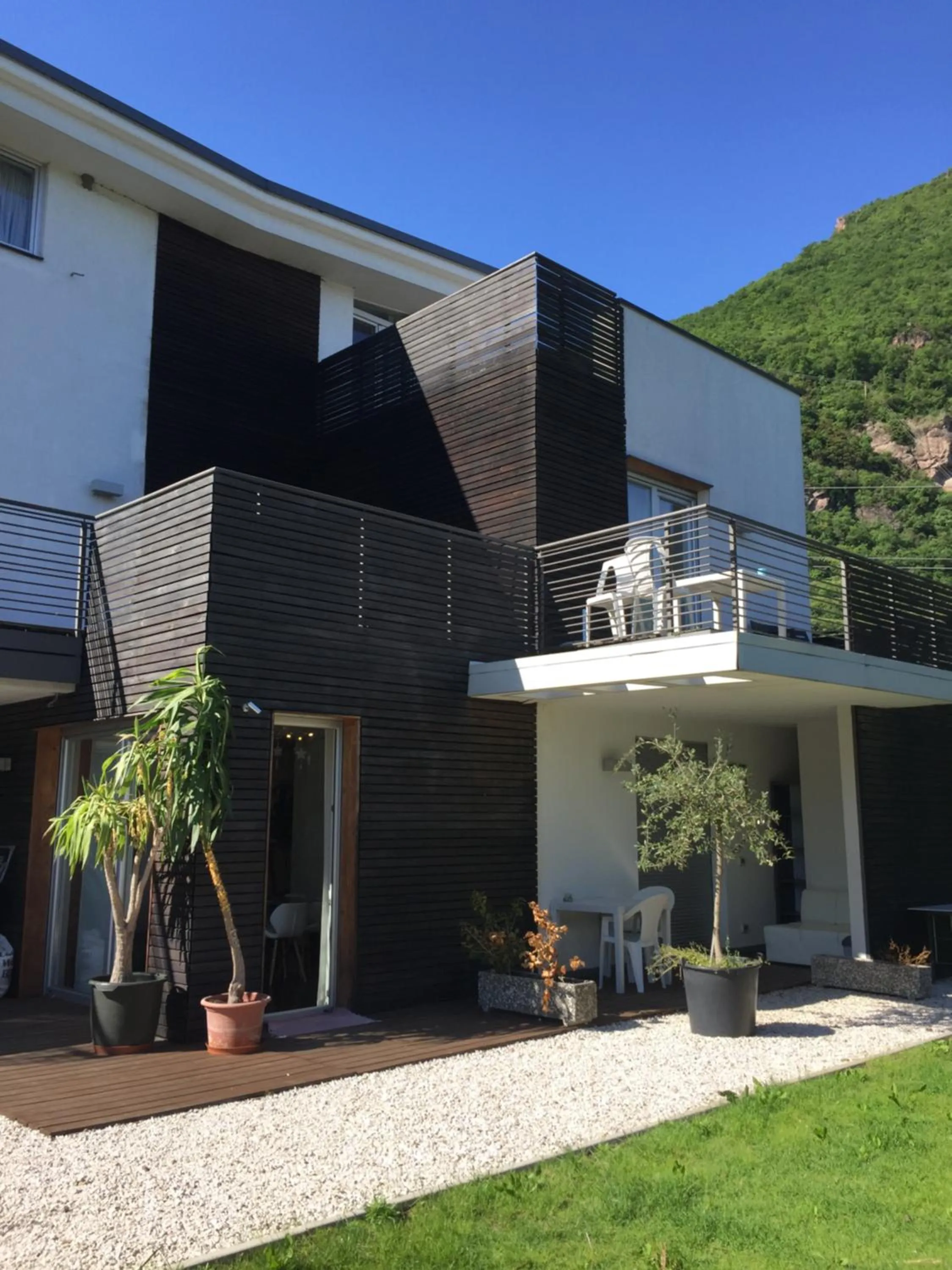 Garden view in B&B Mele d'Oro