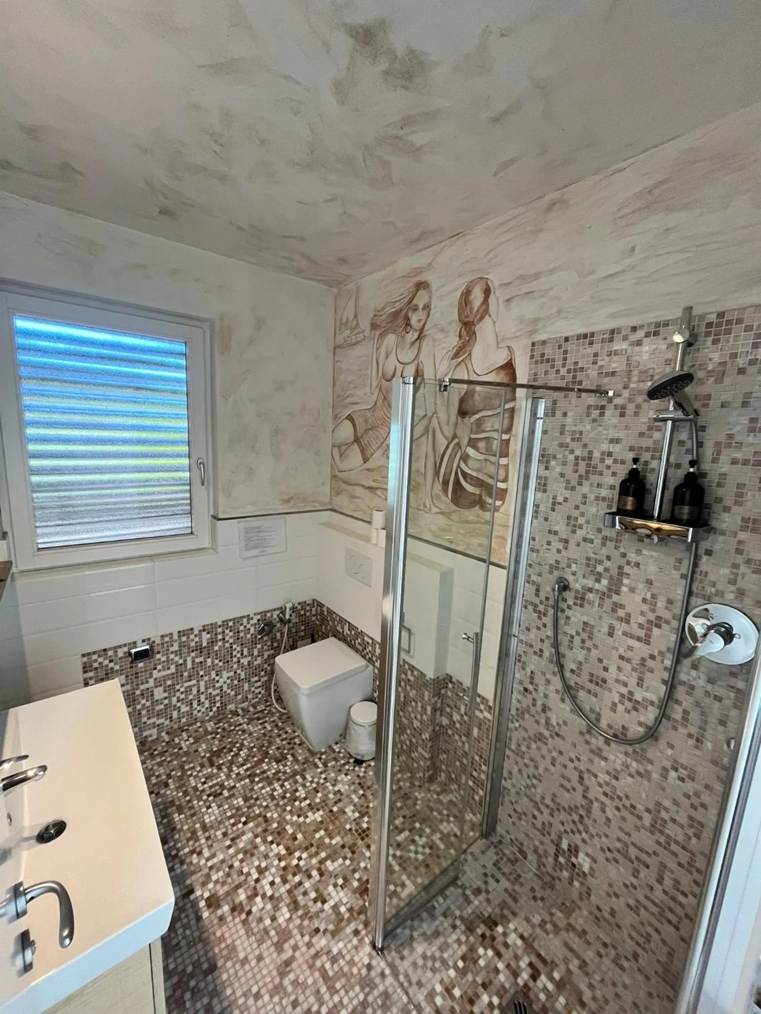 Shower in B&B Mele d'Oro