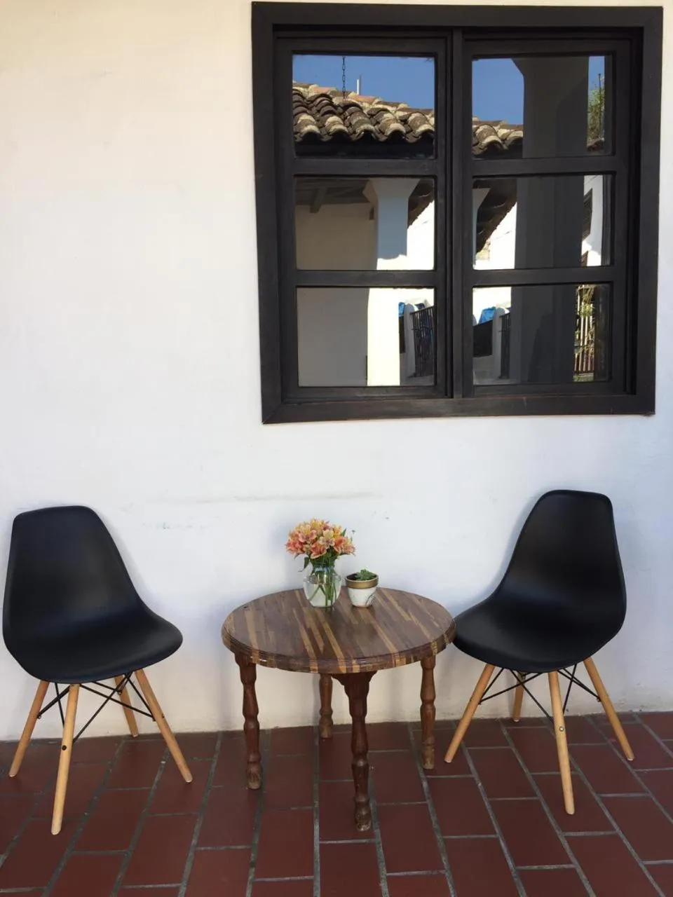 Restaurant/places to eat in Casa LOBE