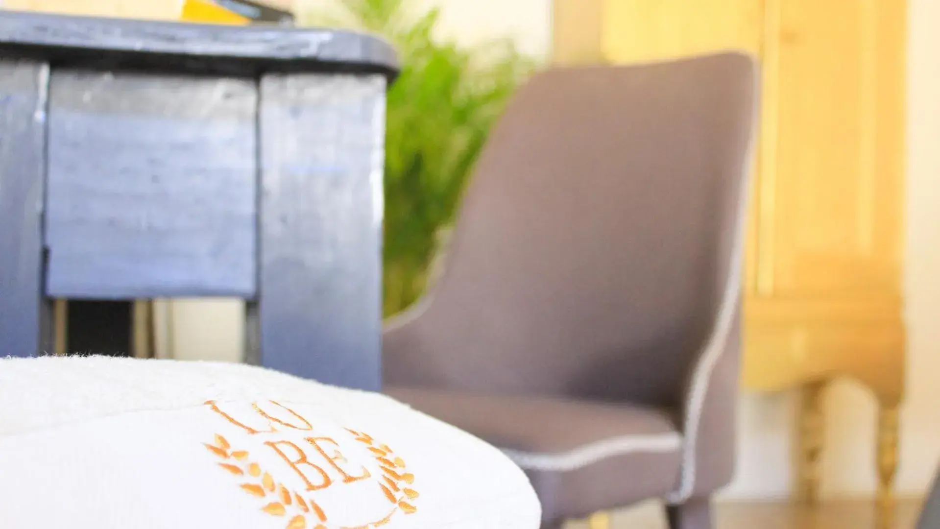 Twin Room with Private Bathroom - single occupancy in Casa LOBE Twin Room with Private Bathroom - single occupancy in Casa LOBE