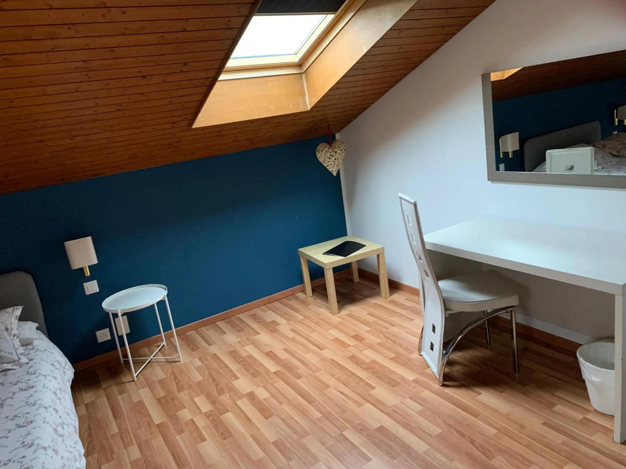 Photo of the whole room in Casa Zen