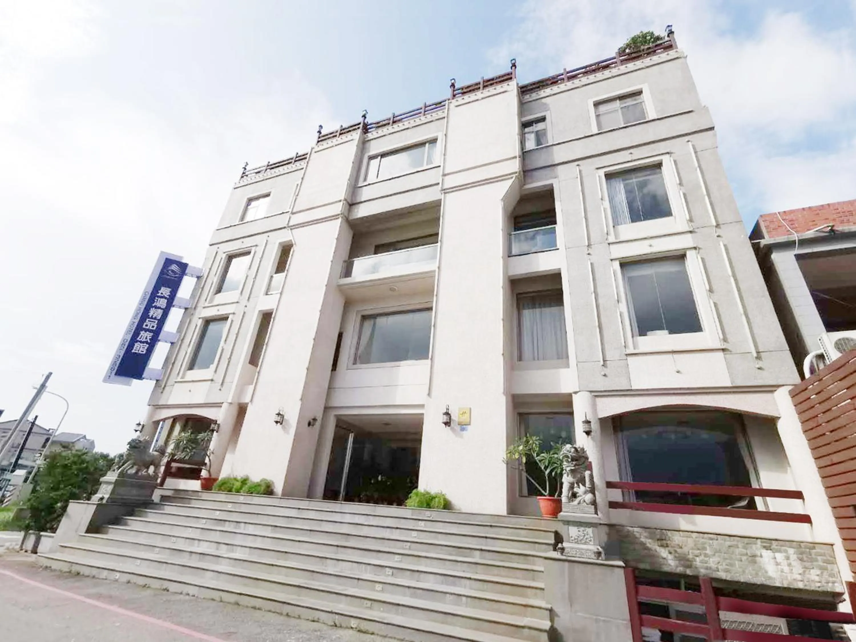 Property building in Chang Hong Hotel