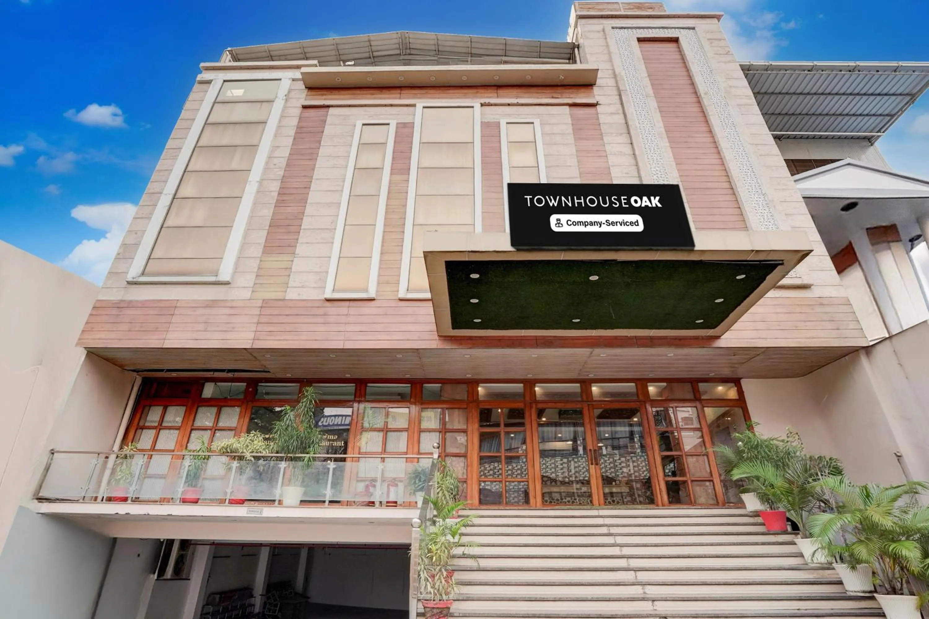 Facade/entrance in Townhouse Oak Dehradun Court Formerly GK Residency
