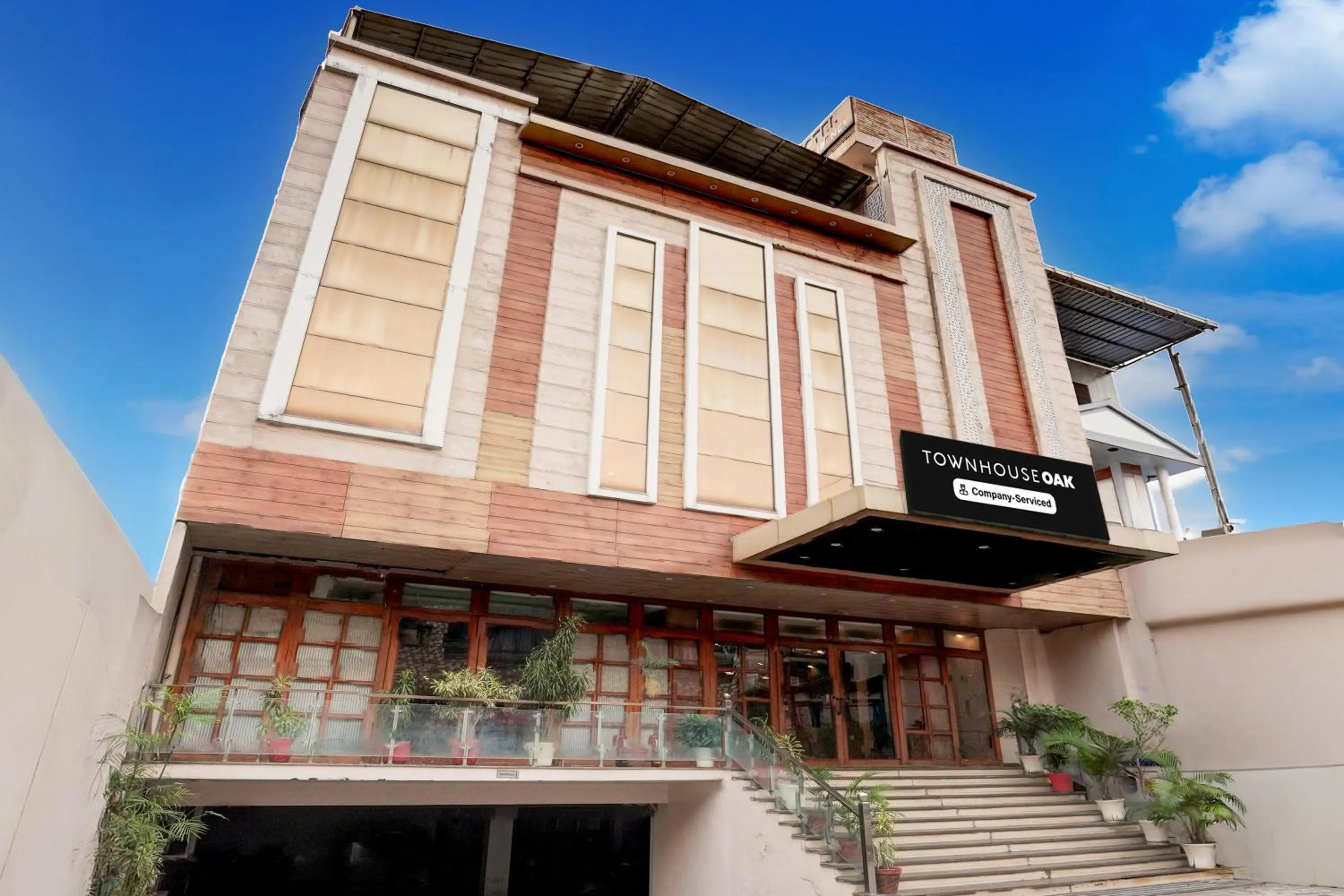 Facade/entrance in Townhouse Oak Dehradun Court Formerly GK Residency