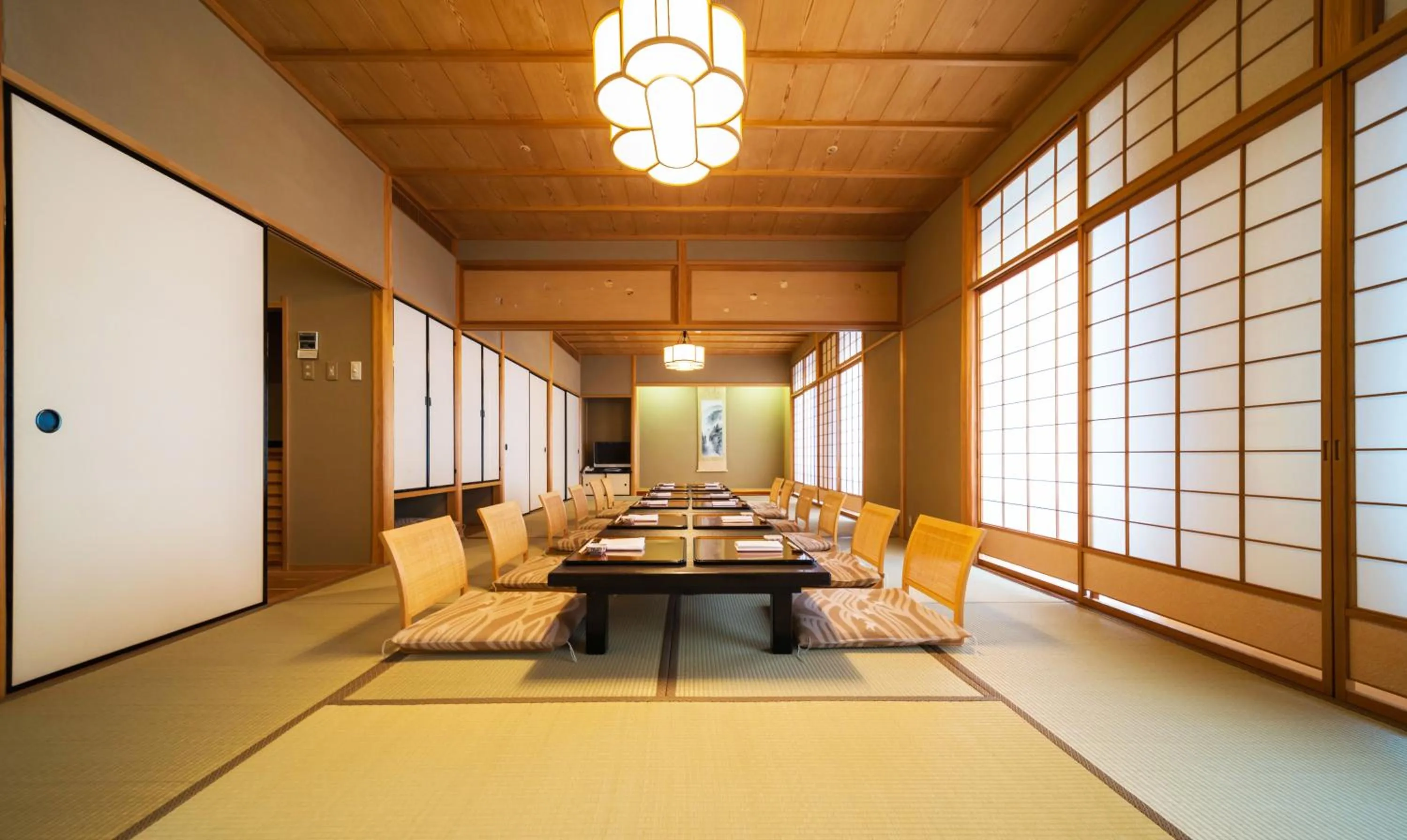 Area and facilities in A-BRAND HOTEL