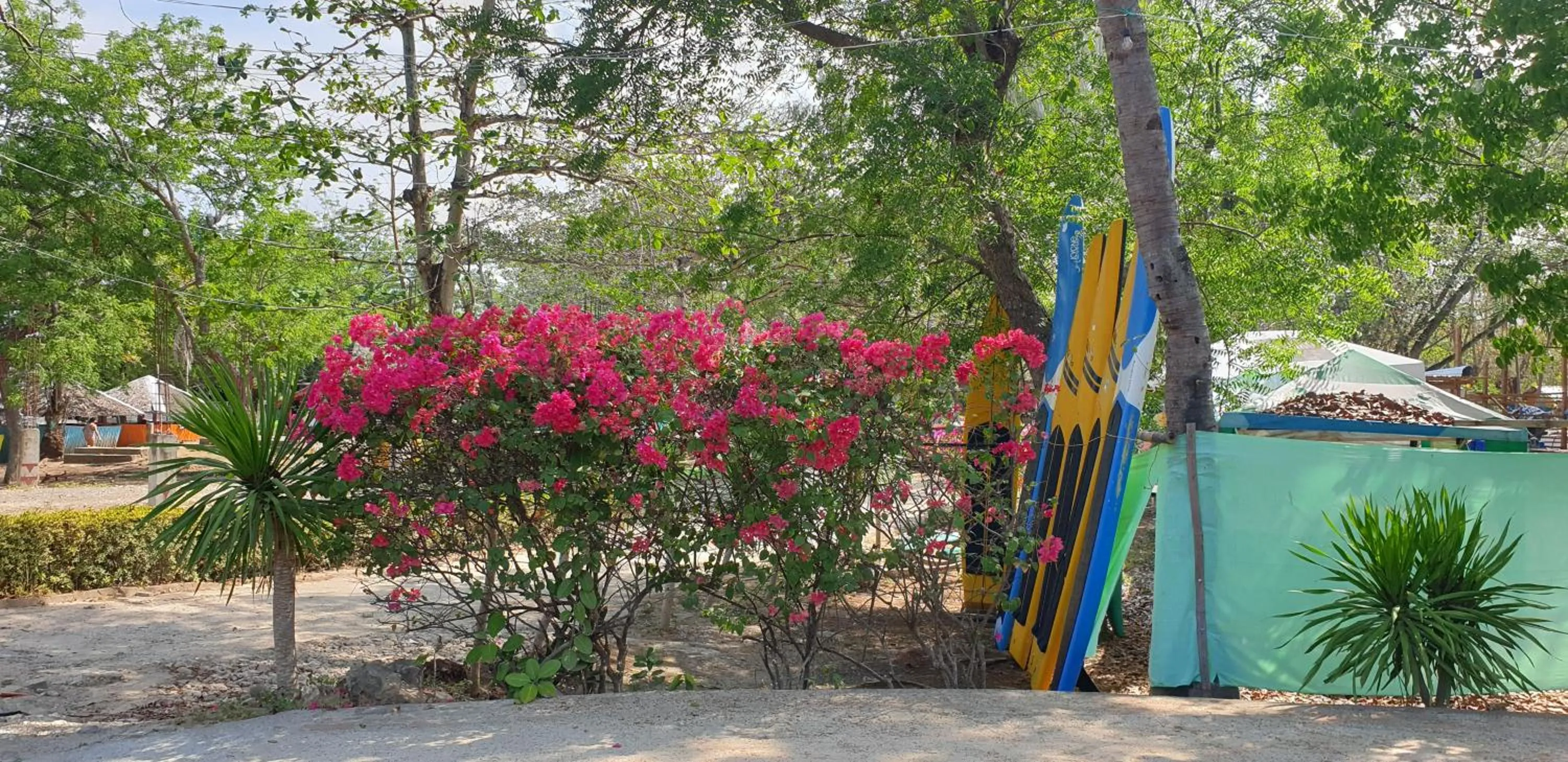 Mactan Newtown Condo with Garden and Ocean View 8NEWTOWN BLVD