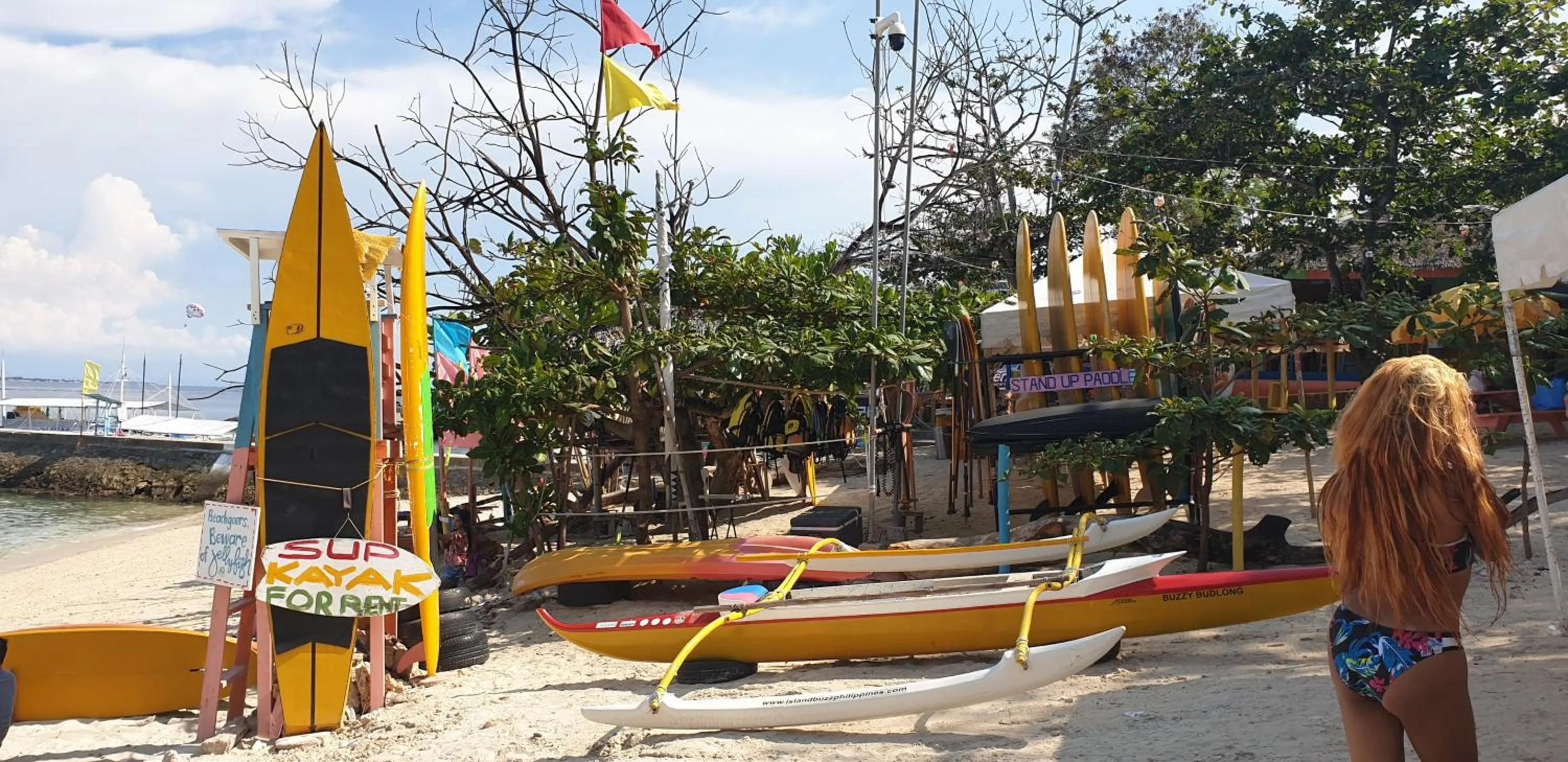 Mactan Newtown Condo with Garden and Ocean View 8NEWTOWN BLVD