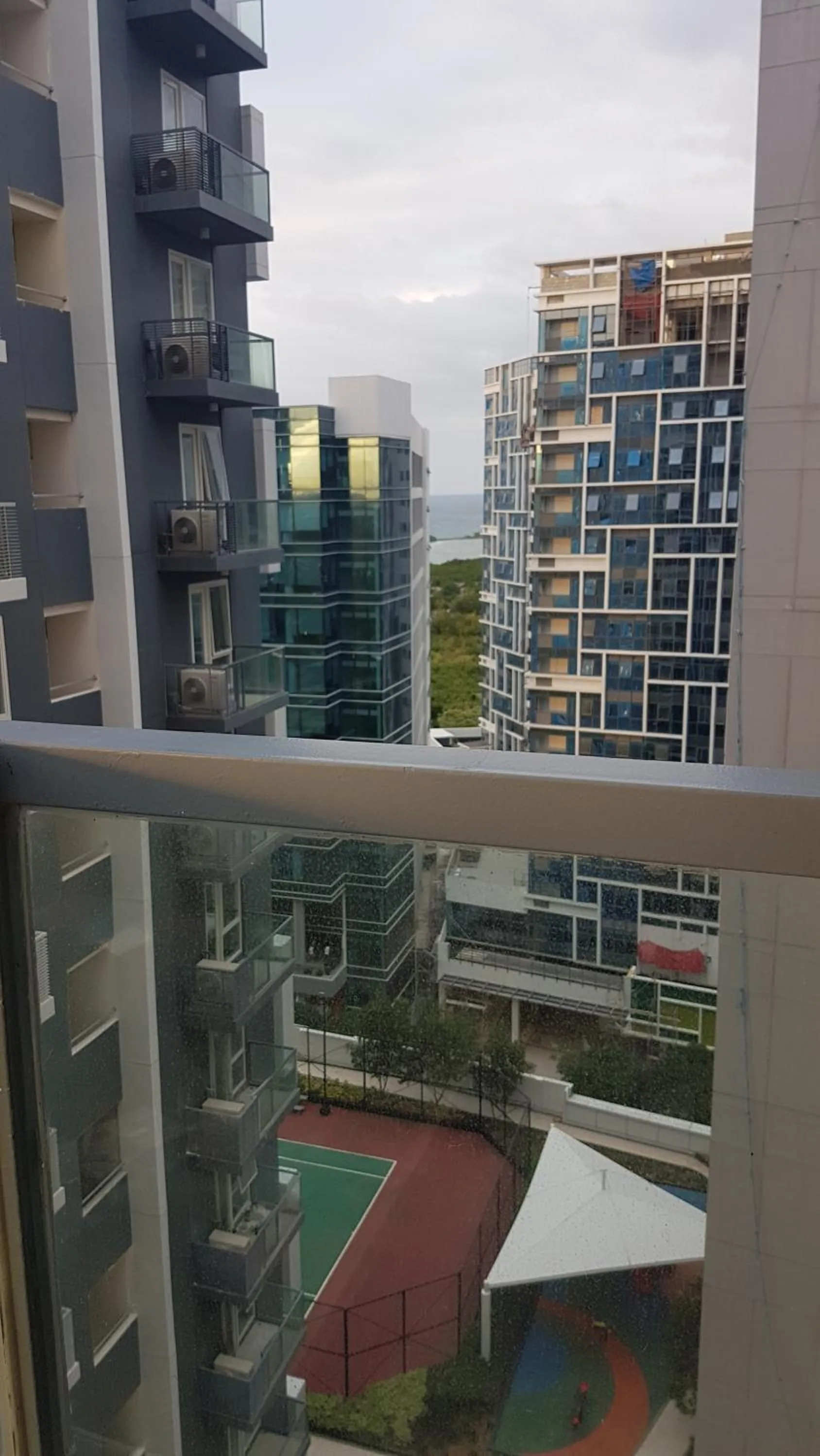 Mactan Newtown Condo with Garden and Ocean View 8NEWTOWN BLVD