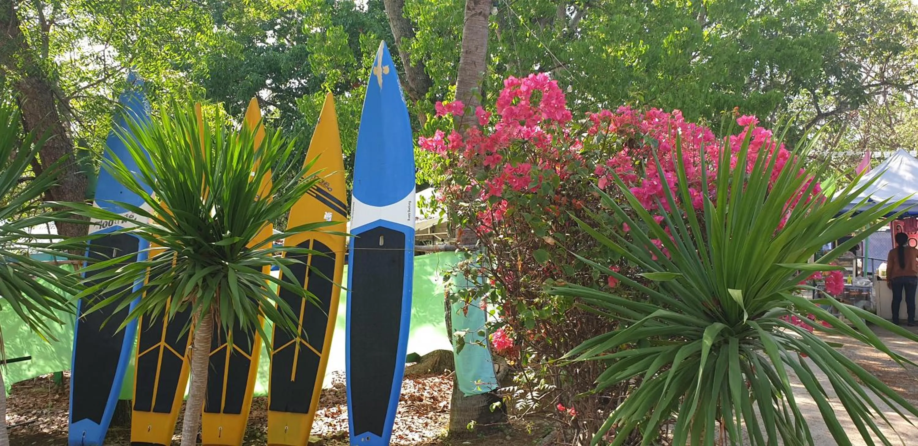 Mactan Newtown Condo with Garden and Ocean View 8NEWTOWN BLVD