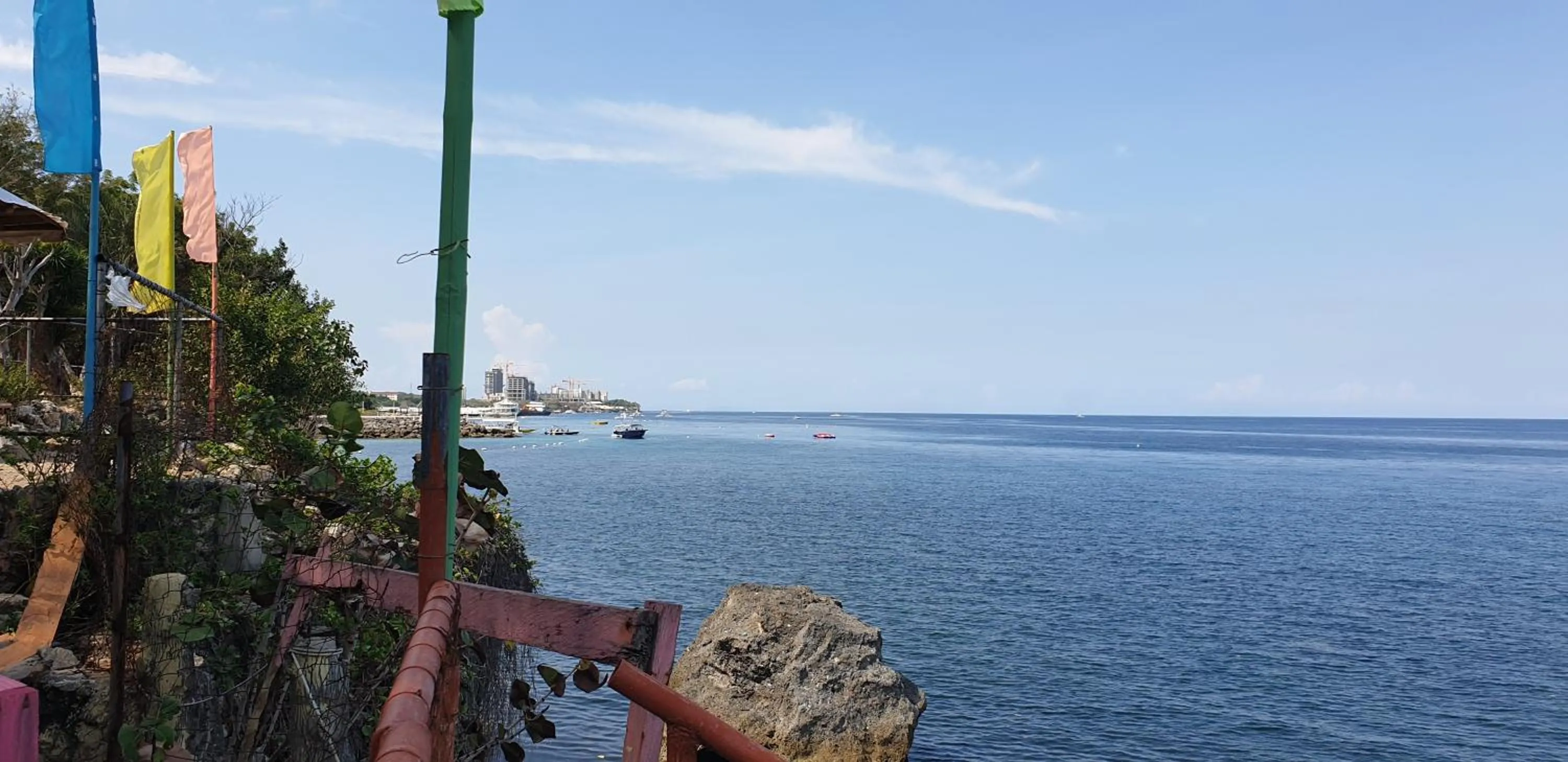 Mactan Newtown Condo with Garden and Ocean View 8NEWTOWN BLVD