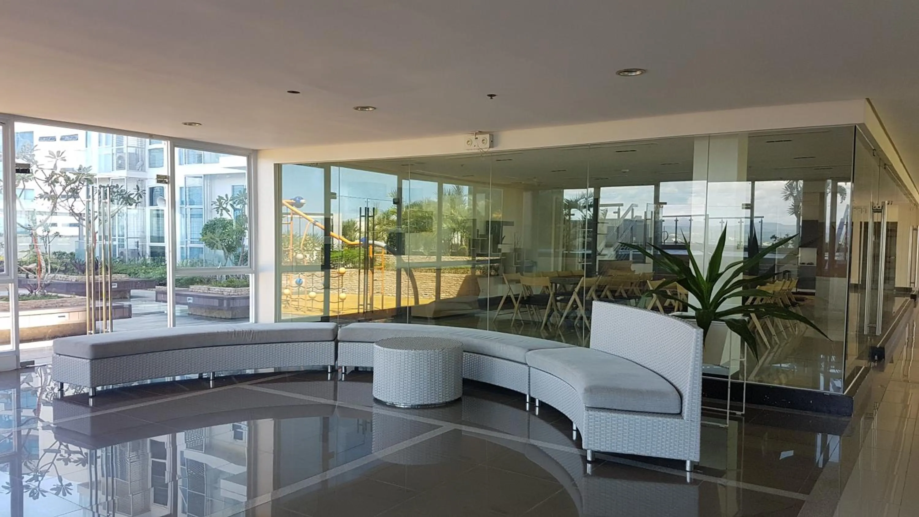 Property building in Mactan Newtown Condo with Garden and Ocean View 8NEWTOWN BLVD