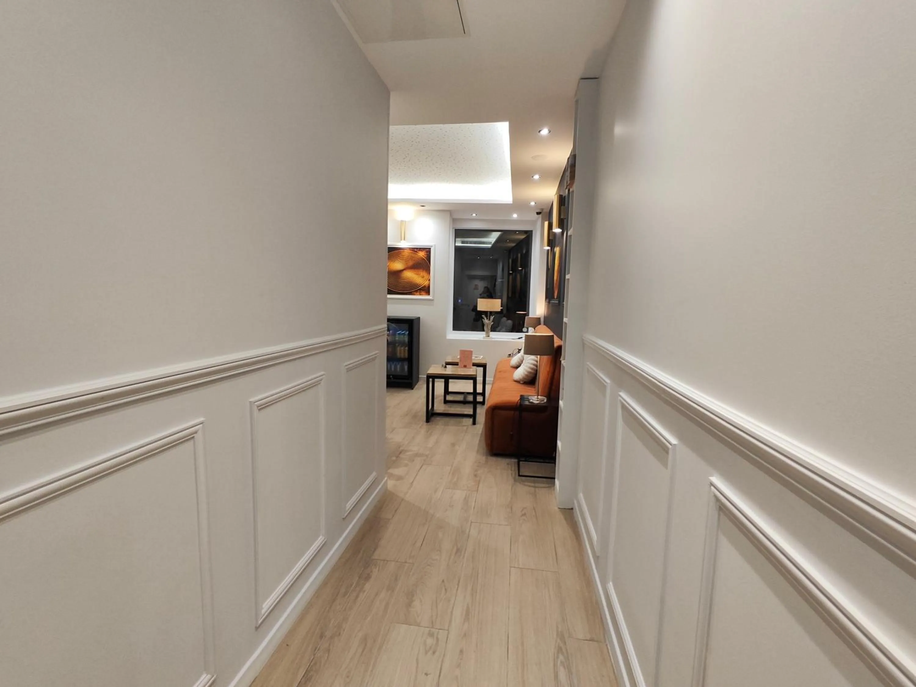 Living room in 55 Hôtel Montparnasse