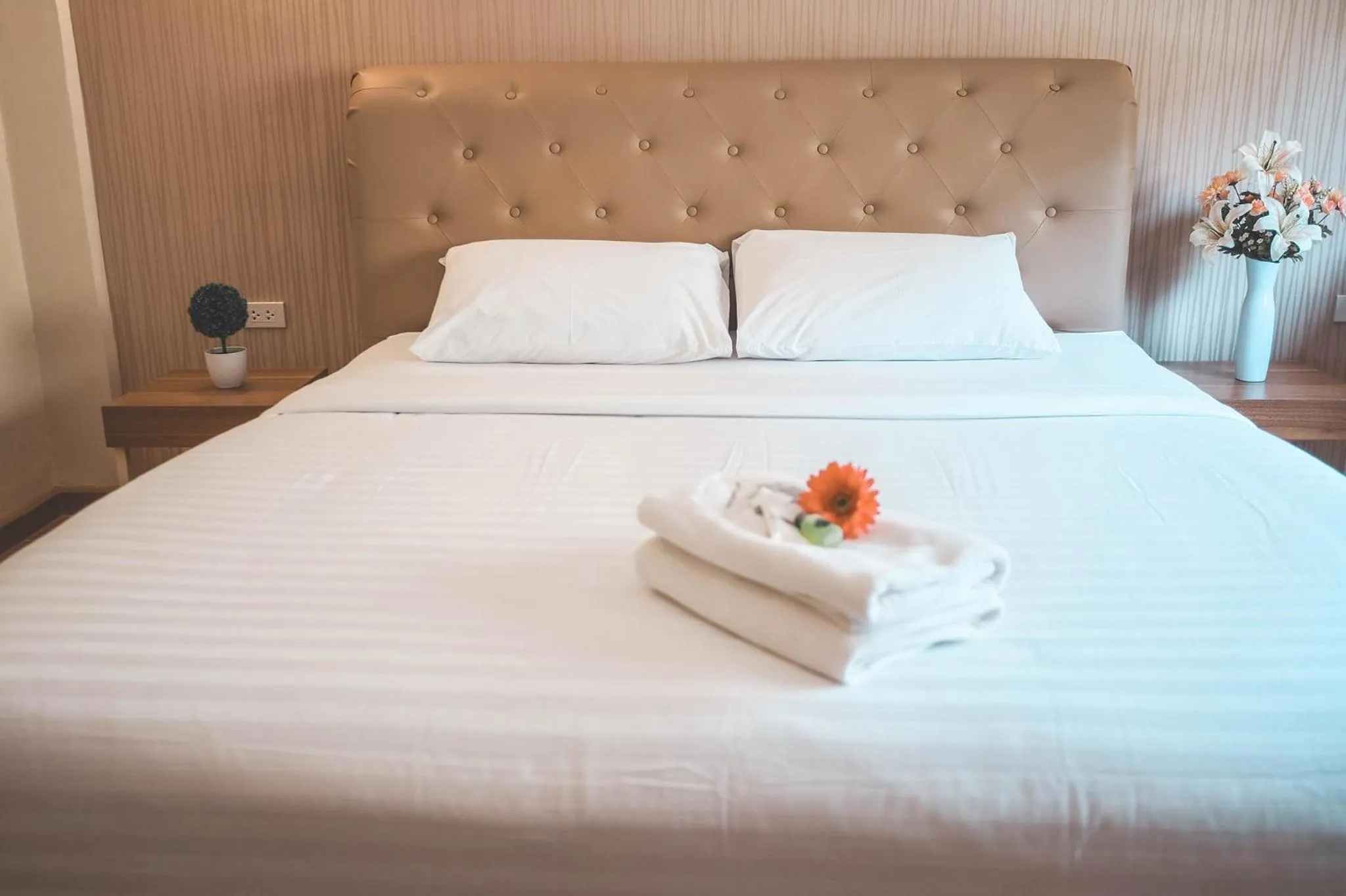 Bedroom, Bed in Venice Resort