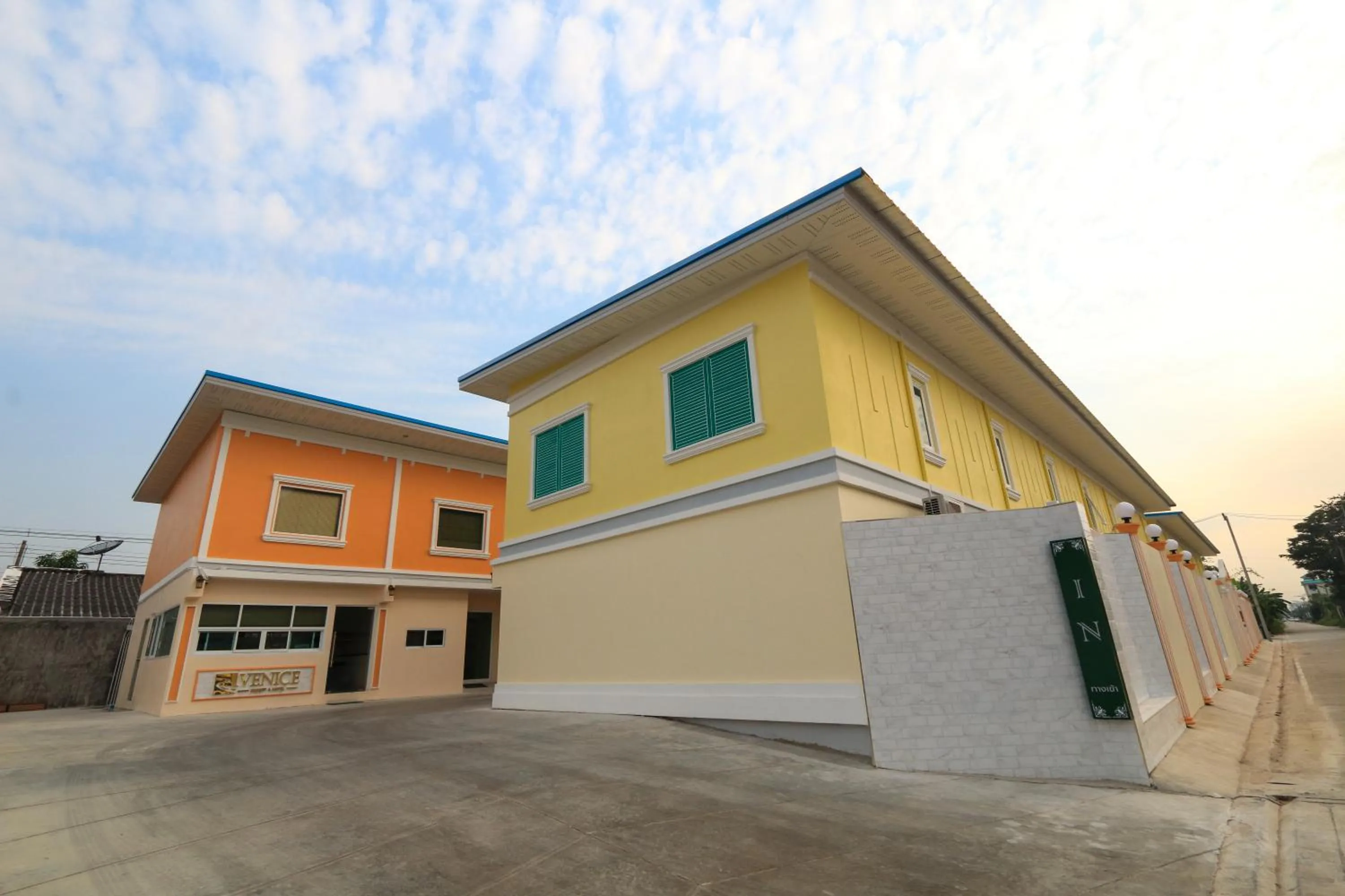 Property building in Venice Resort