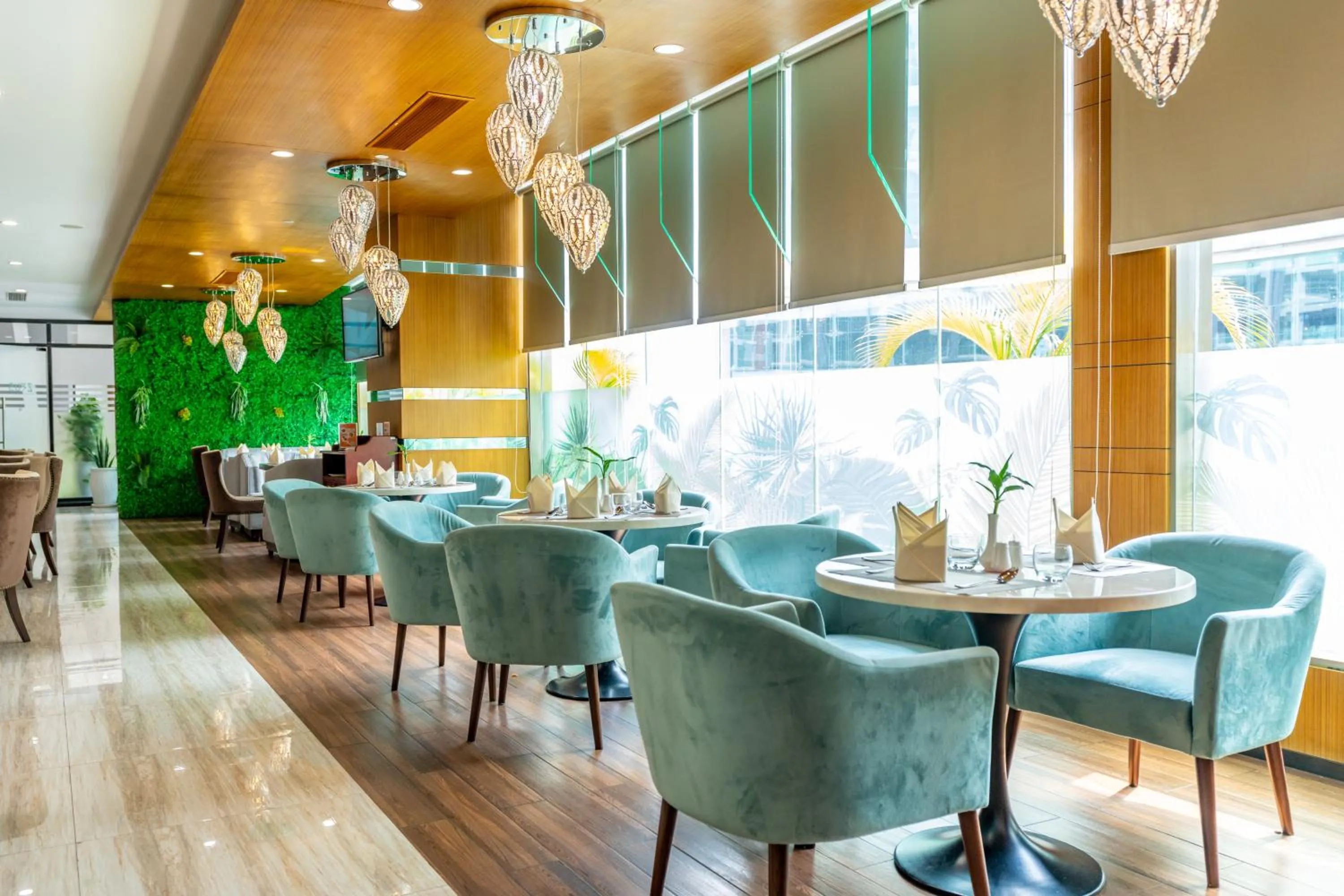 Restaurant/places to eat in Olympia City Hotel by Dara