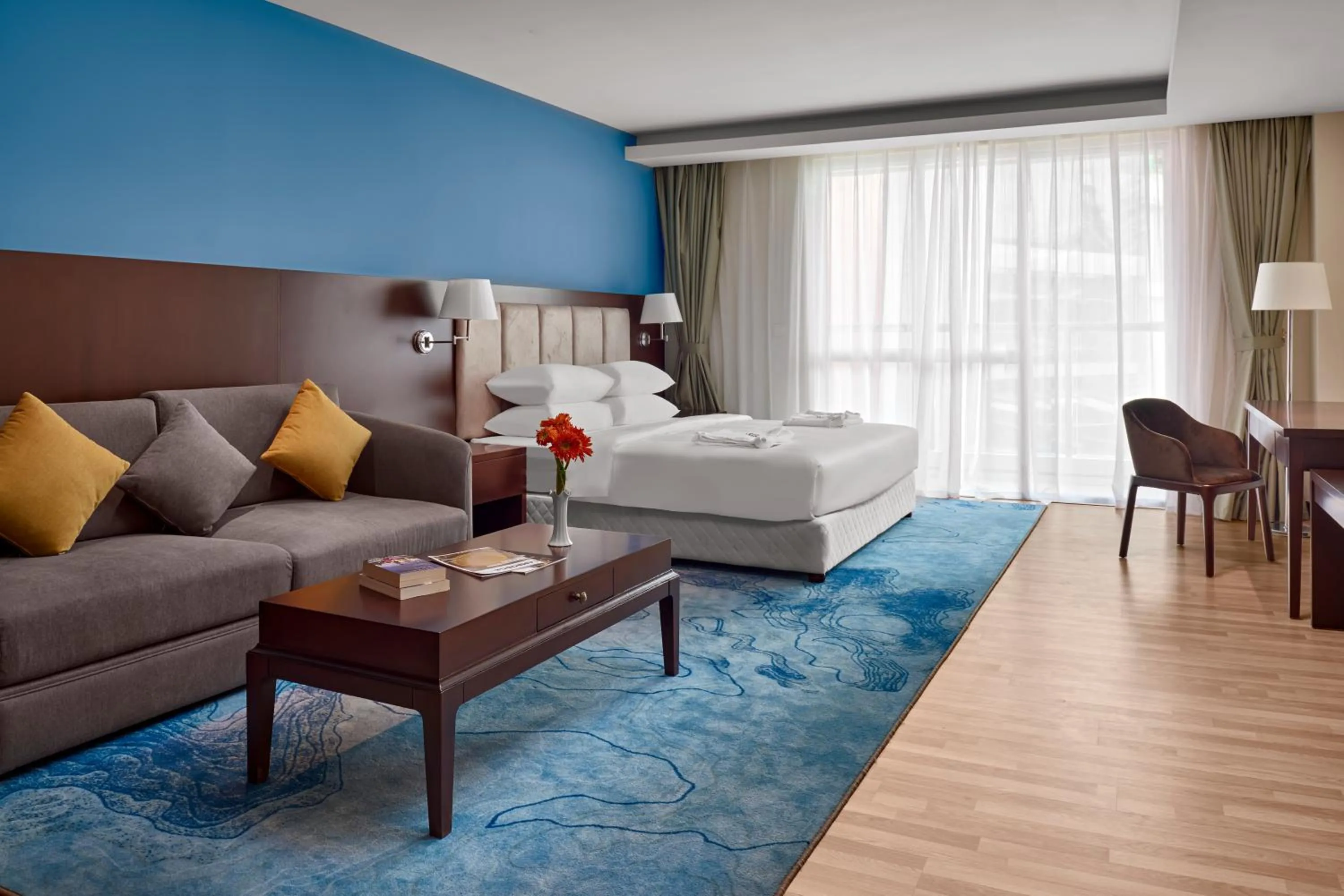 View (from property/room), Bed in Olympia City Hotel by Dara