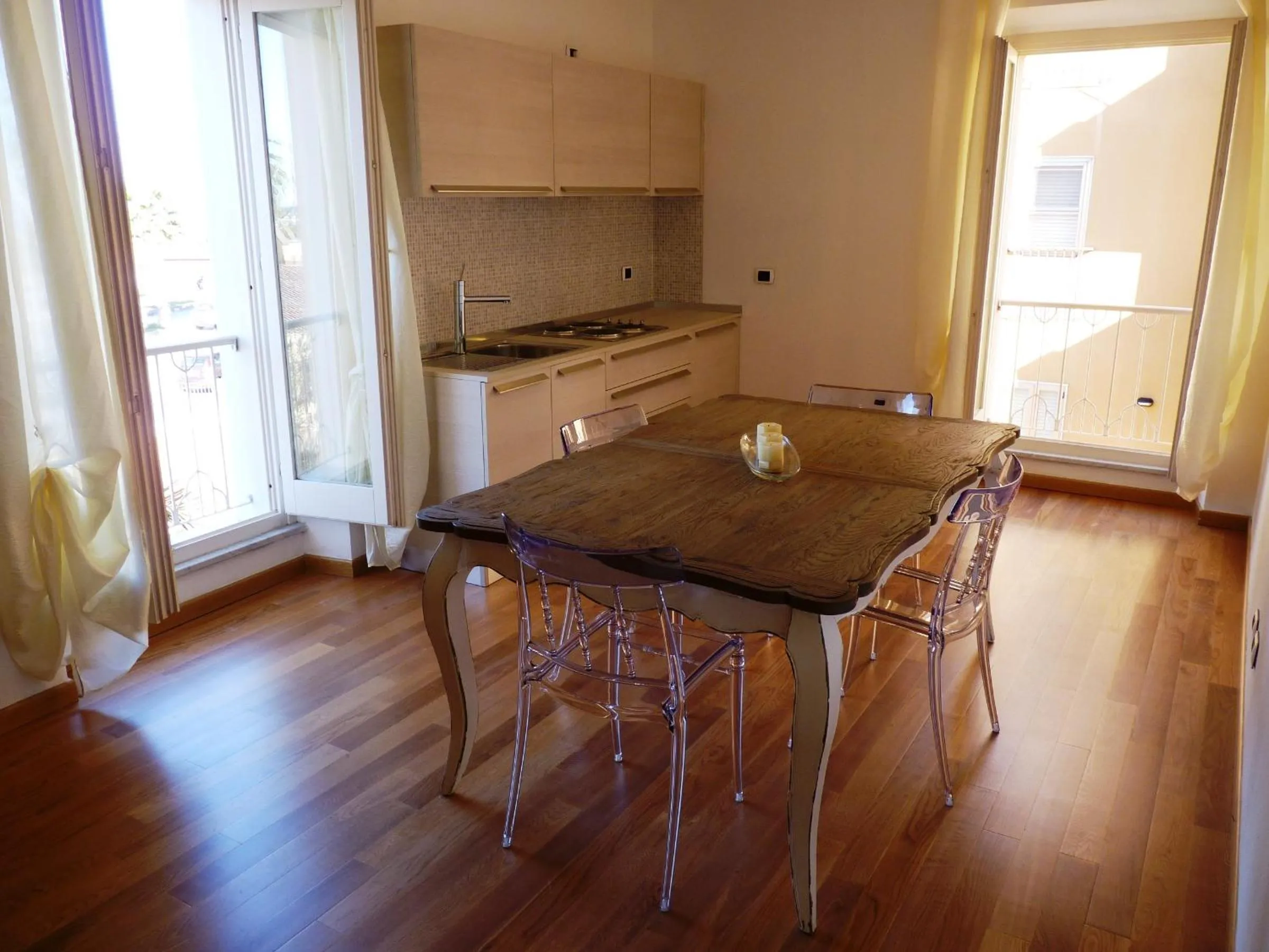 Kitchen or kitchenette in Quarté Sayàl