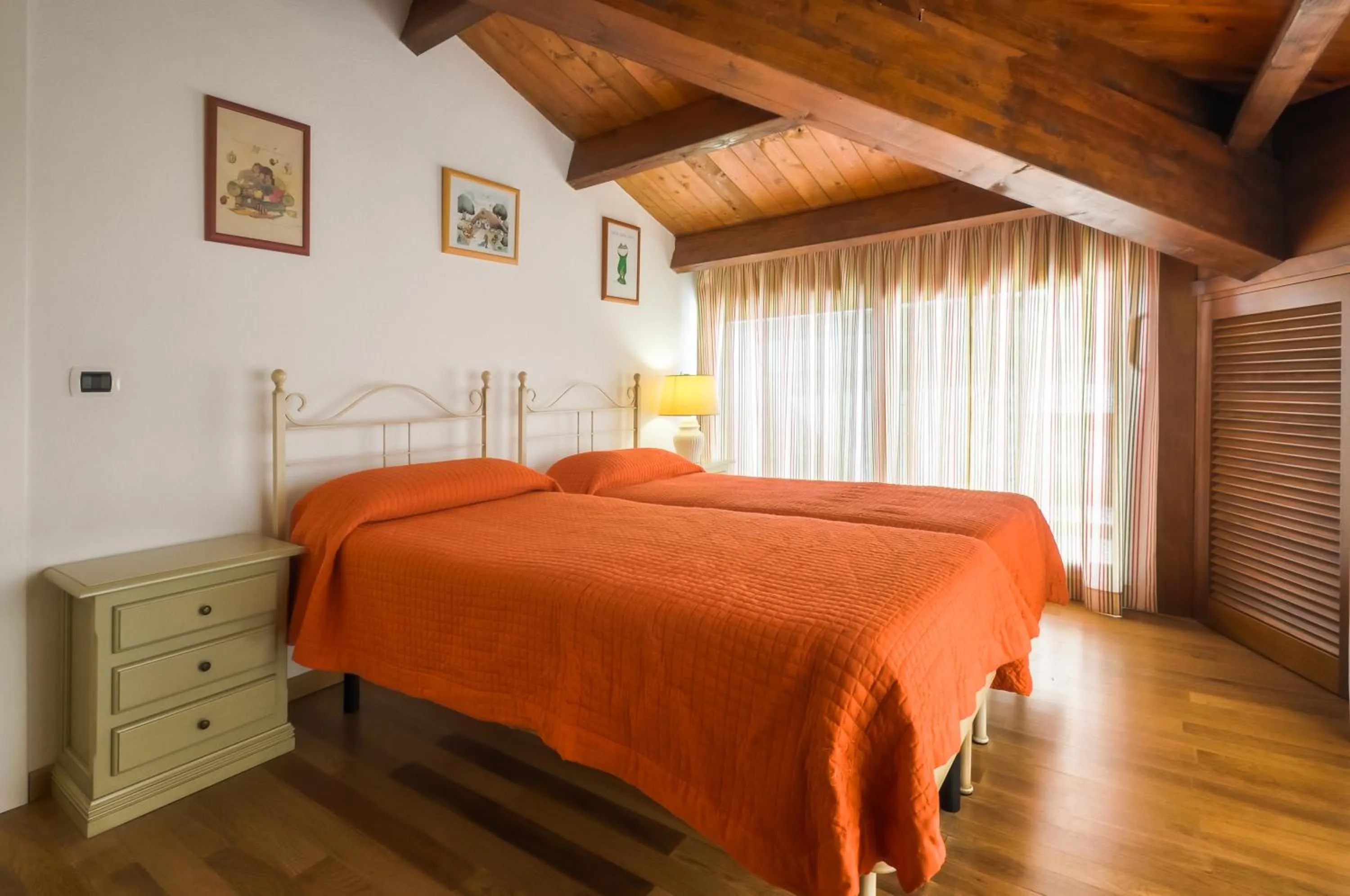 Bed in Quarté Sayàl