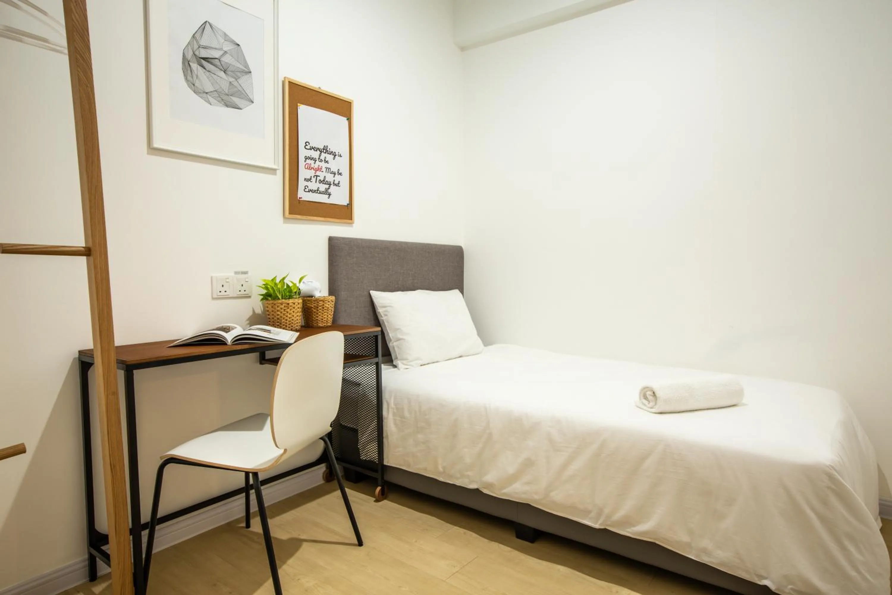 Bedroom, Bed in Minima 8