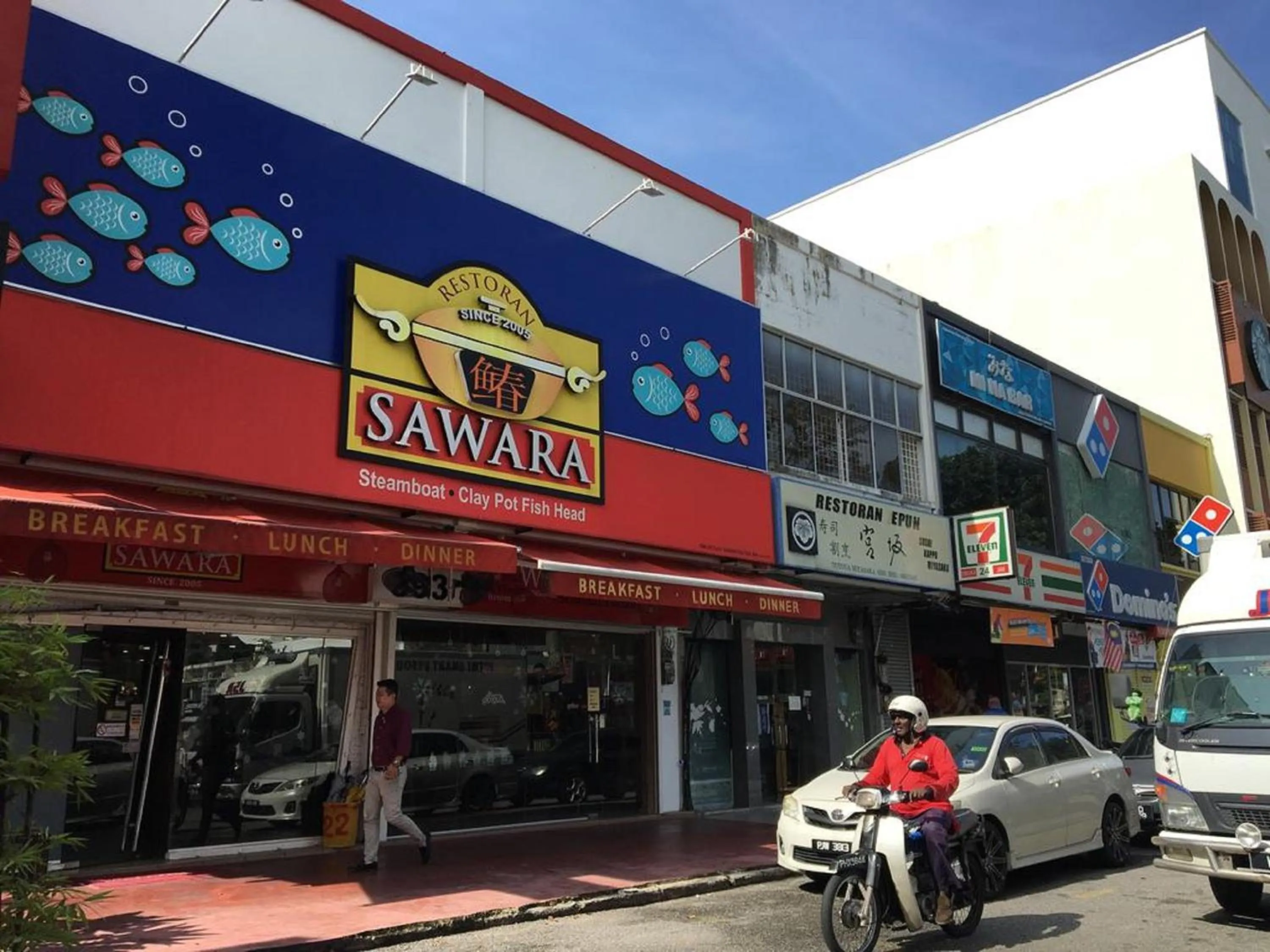 Restaurant/places to eat in Minima 8