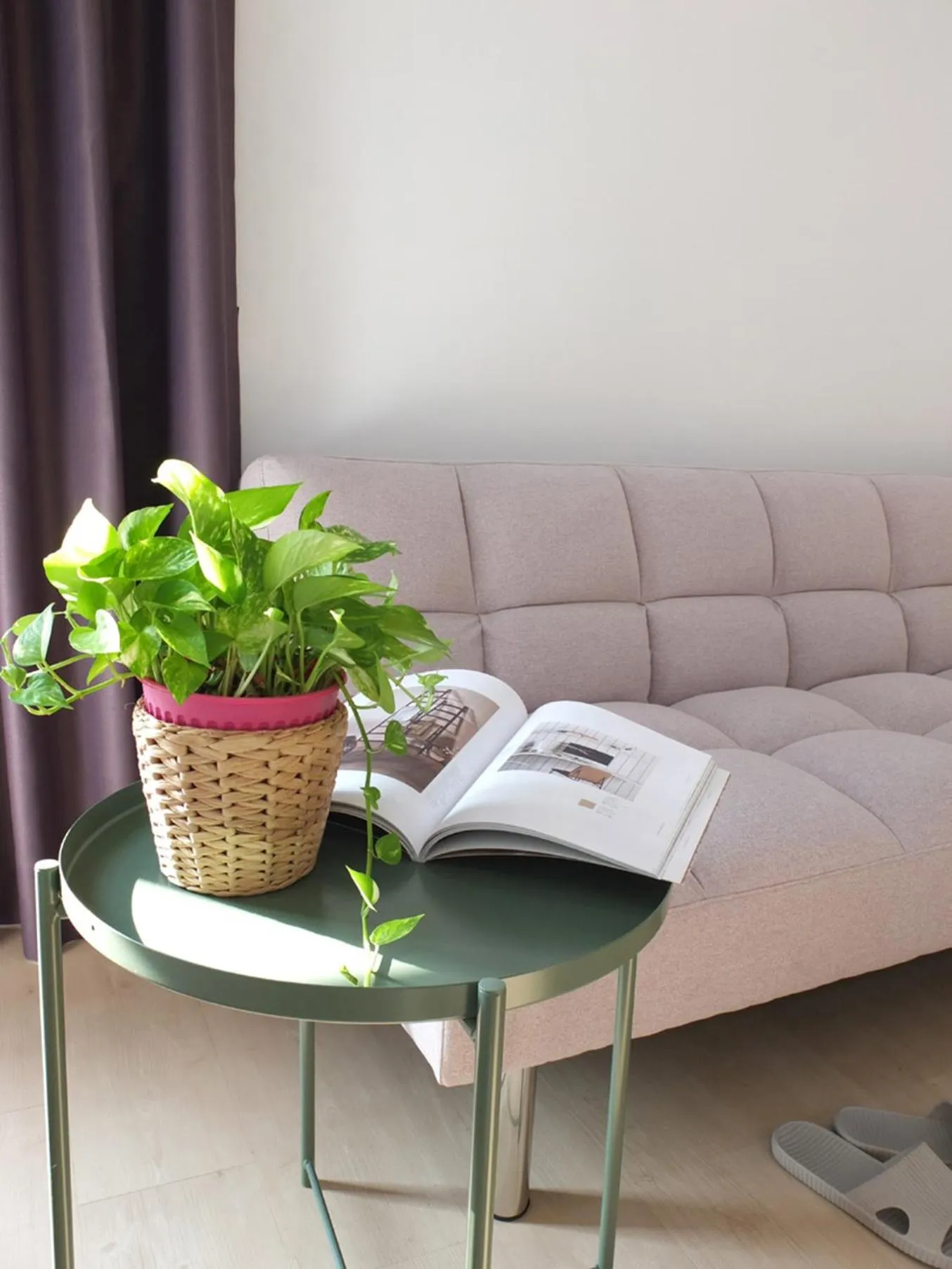 Seating area in Minima 8