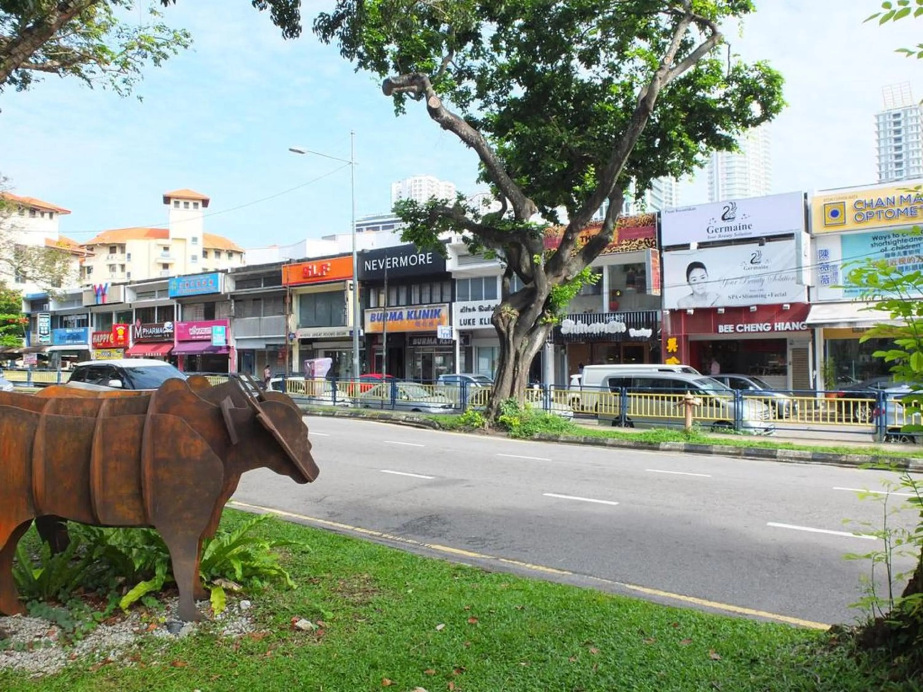 Neighbourhood in Minima 8