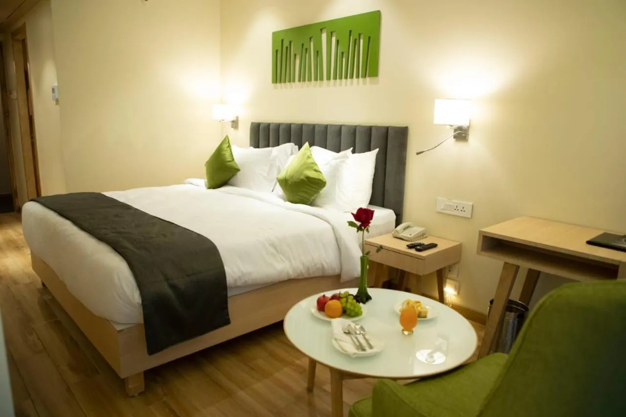 Photo of the whole room in Regenta Central Harsha Vapi