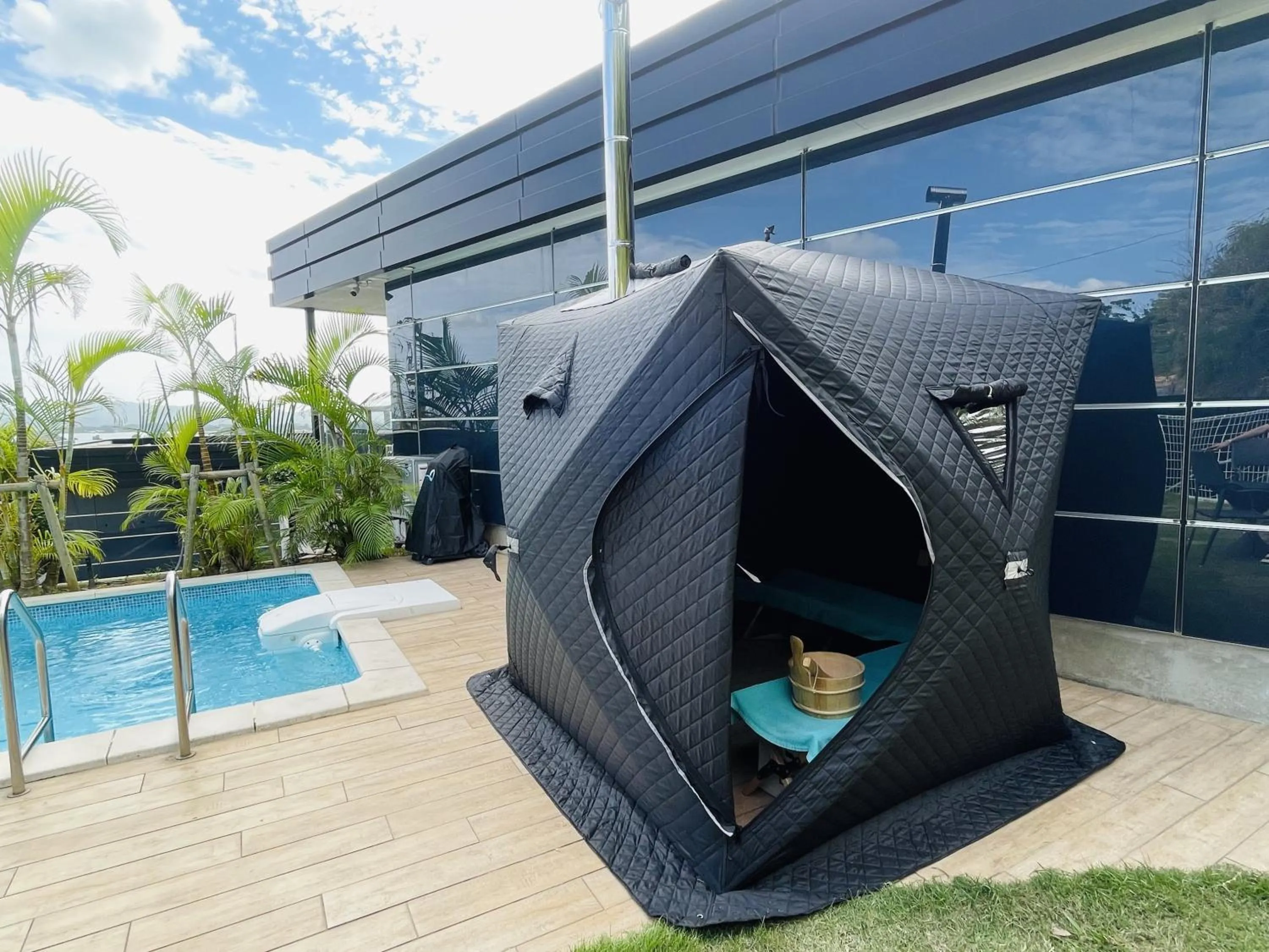 Sauna in One Suite THE TERRACE