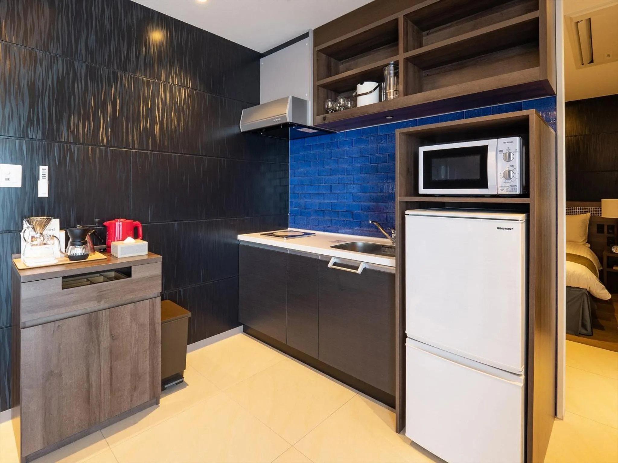 Coffee/tea facilities in One Suite THE TERRACE